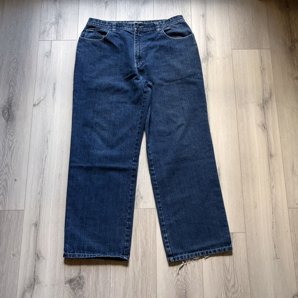 Enyce Y2k baggy enyce jeans with back pocket embroidery Size US 34 / EU 50 - 3 Thumbnail