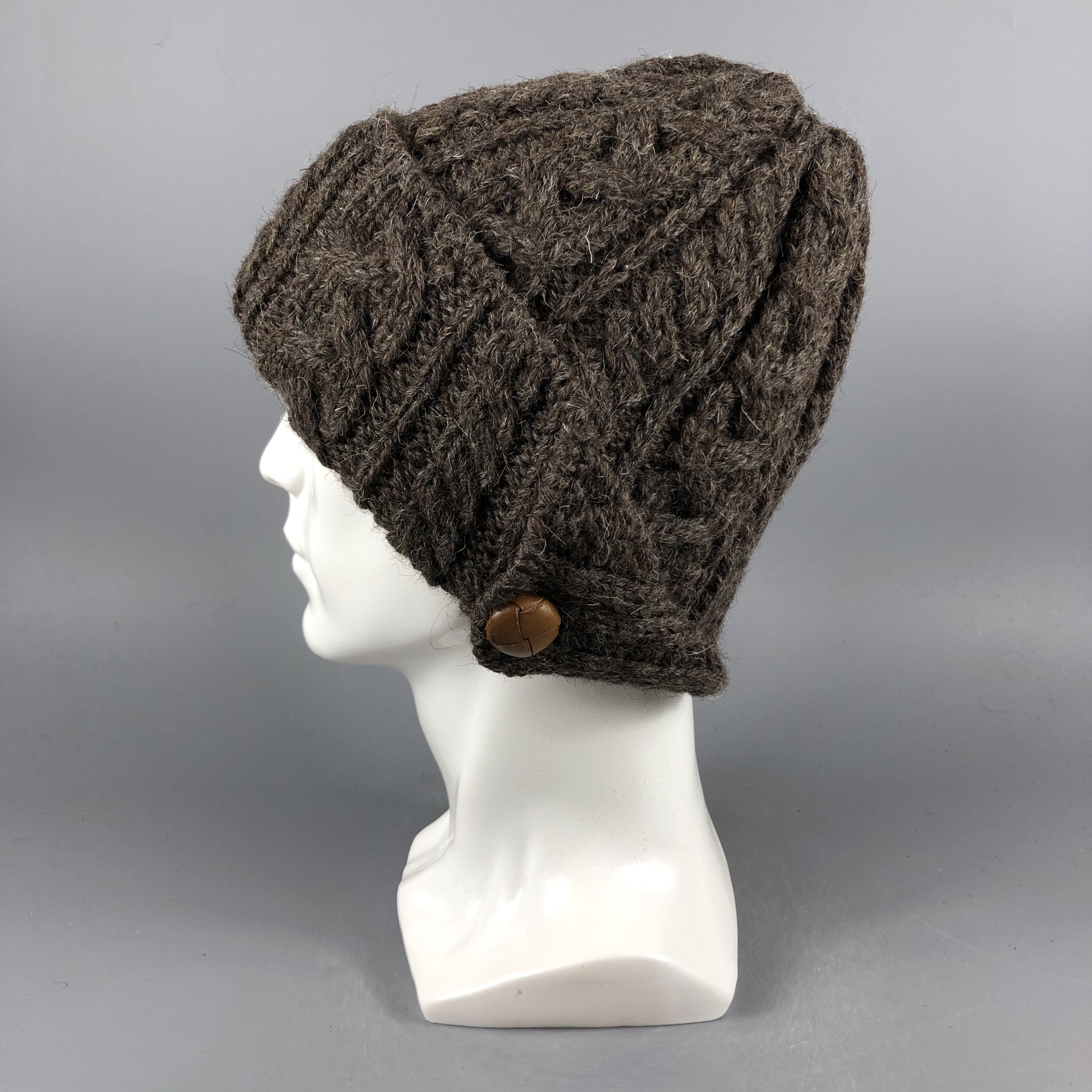 Vintage Clipper Casuals Knit Beanie Snow Hat Snow Cap -D1113 Size ONE SIZE - 1 Thumbnail