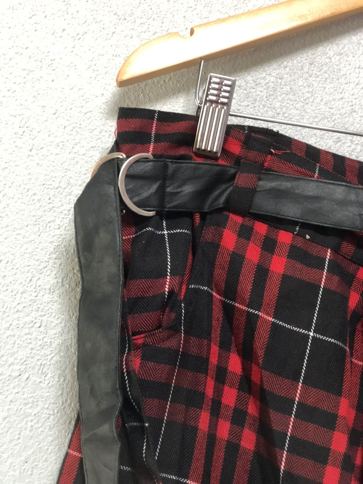 Japanese Brand Japanese Brand Sex Pot Revenge Punk Bondage Tartan Pants Size US 33 - 7 Thumbnail