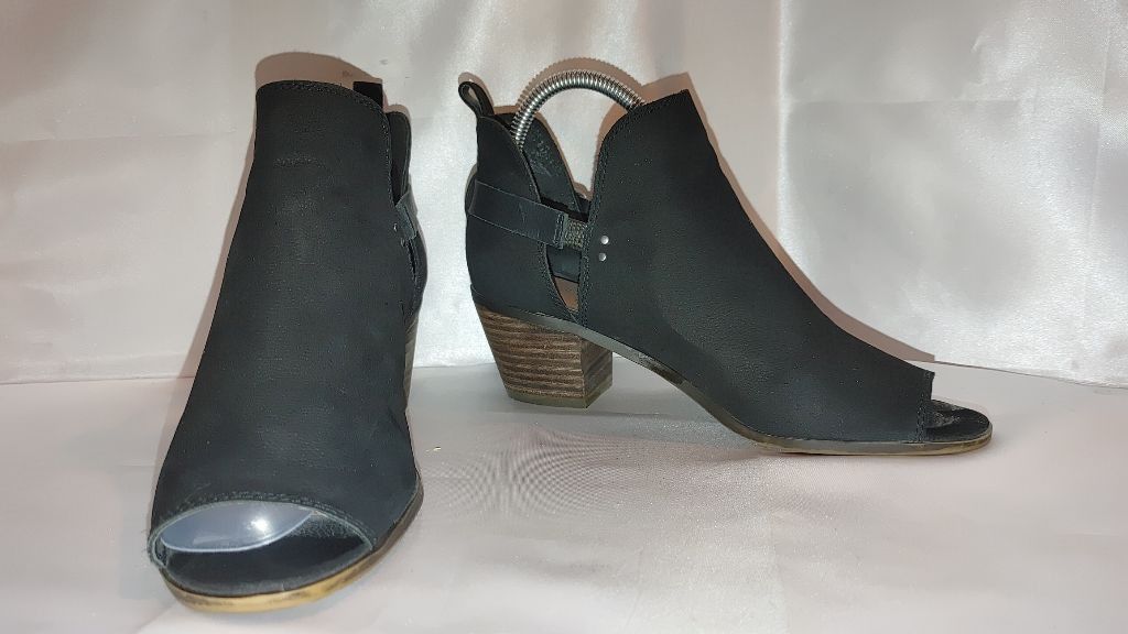 Lucky Brand Lucky Brand Banu Cut Out Peep Toe Boots Size 8M Size US 8 / IT 38 - 7 Thumbnail