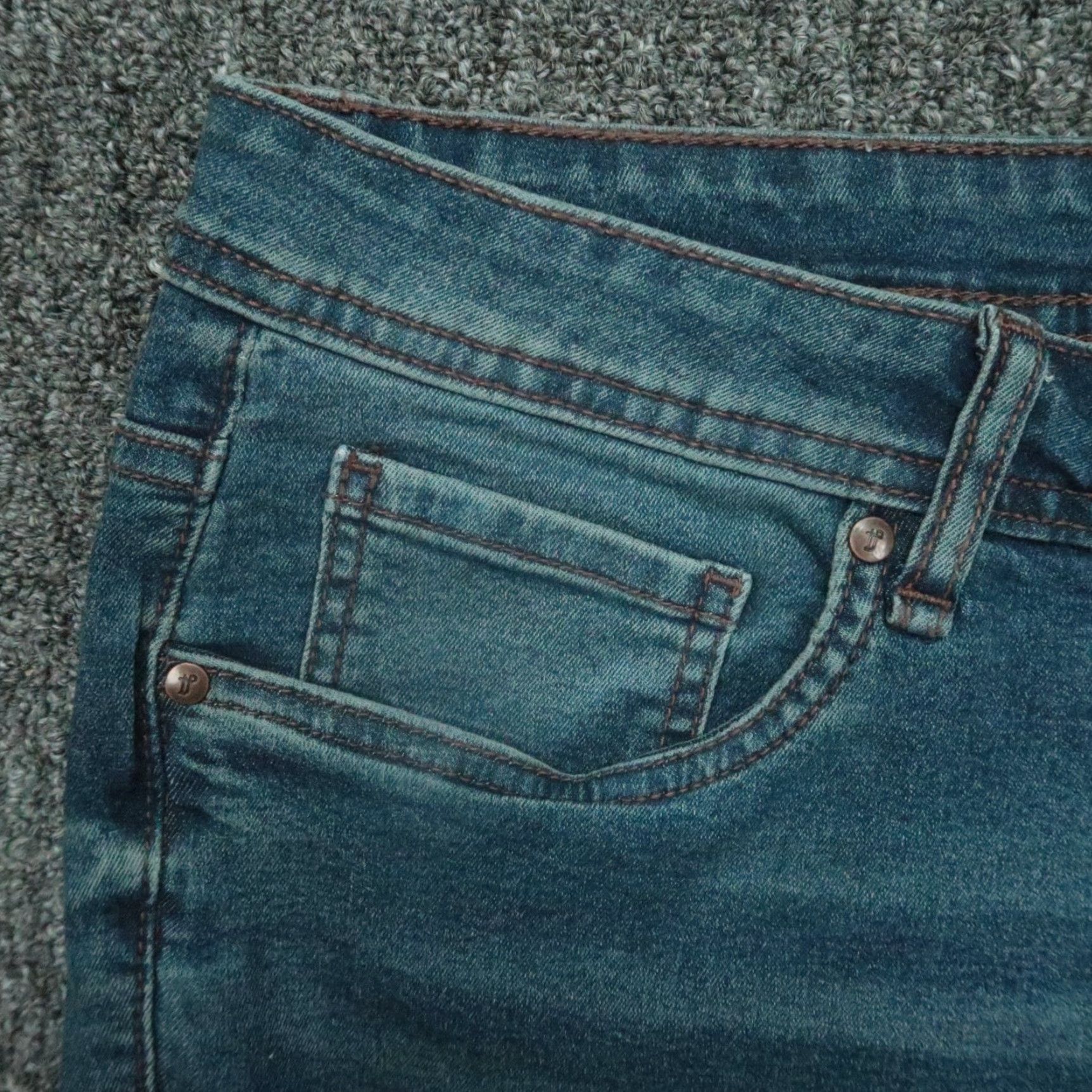 Vintage The Perfect Jean Jeans Men 40x32 Blue Slim 5-Pocket Medium Wash Whiskered NWT Vintage No Size US 40 / EU 56 - 3 Thumbnail