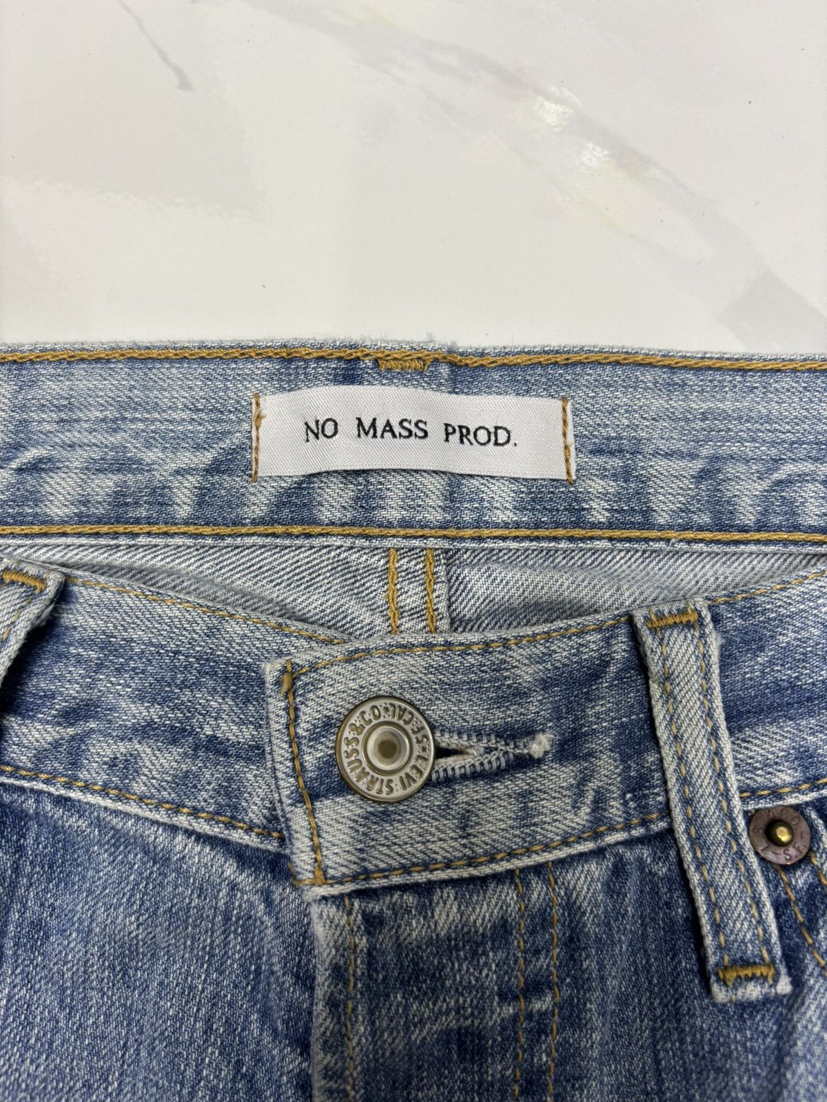 Levi's × Undercover Levis 501 NO MASS PROD Hagi Super Flared Jeans Distressed Size US 30 / EU 46 - 10 Thumbnail