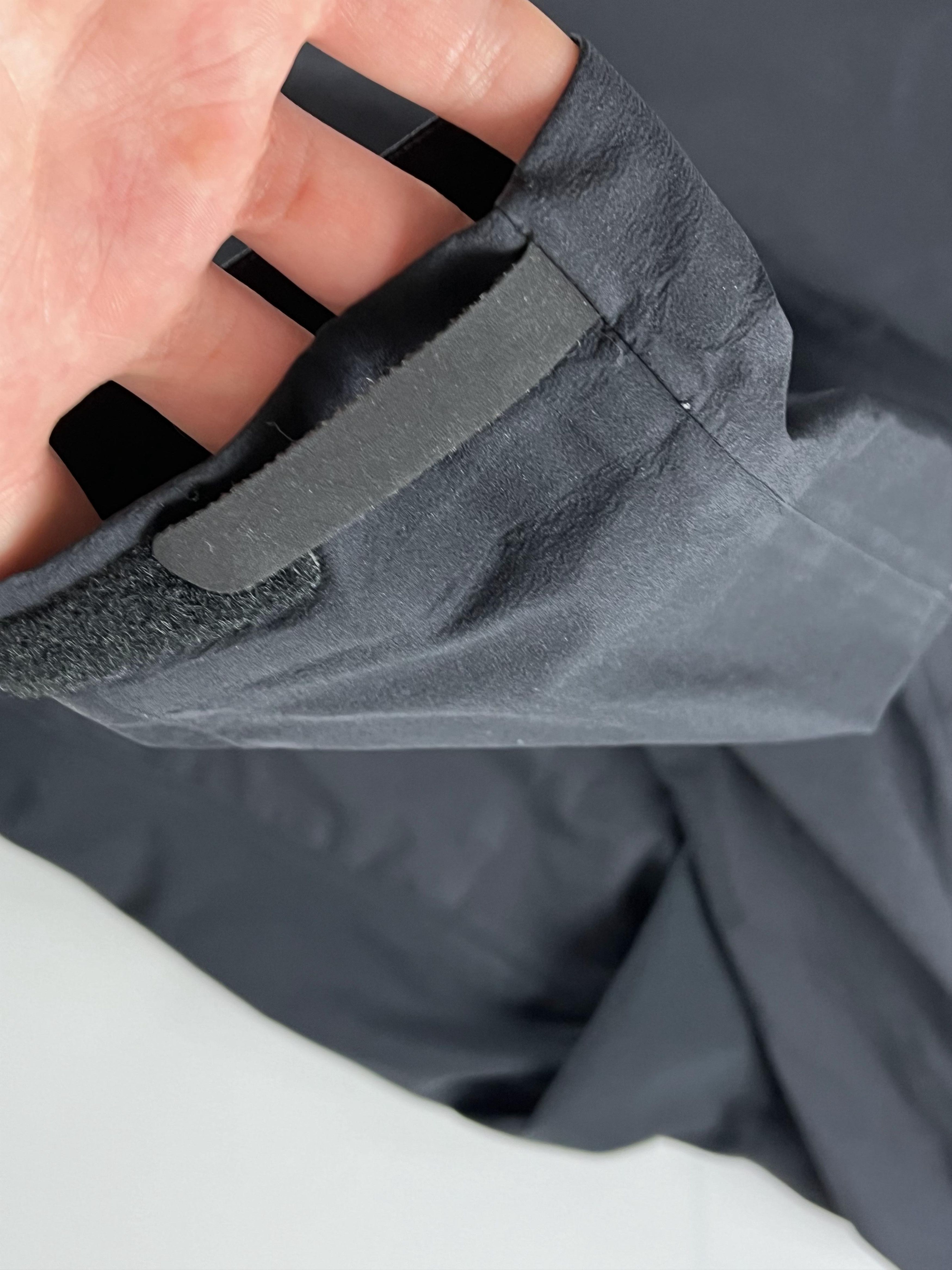 Arc'teryx Rare Arc'Teryx Vintage Raincoat Size US XS / EU 42 / 0 - 4 Thumbnail