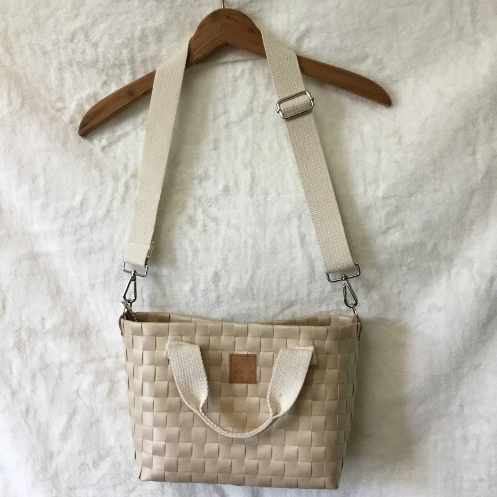 Other Beige Handwoven Crossbody Shoulder Bag Size ONE SIZE - 5 Thumbnail