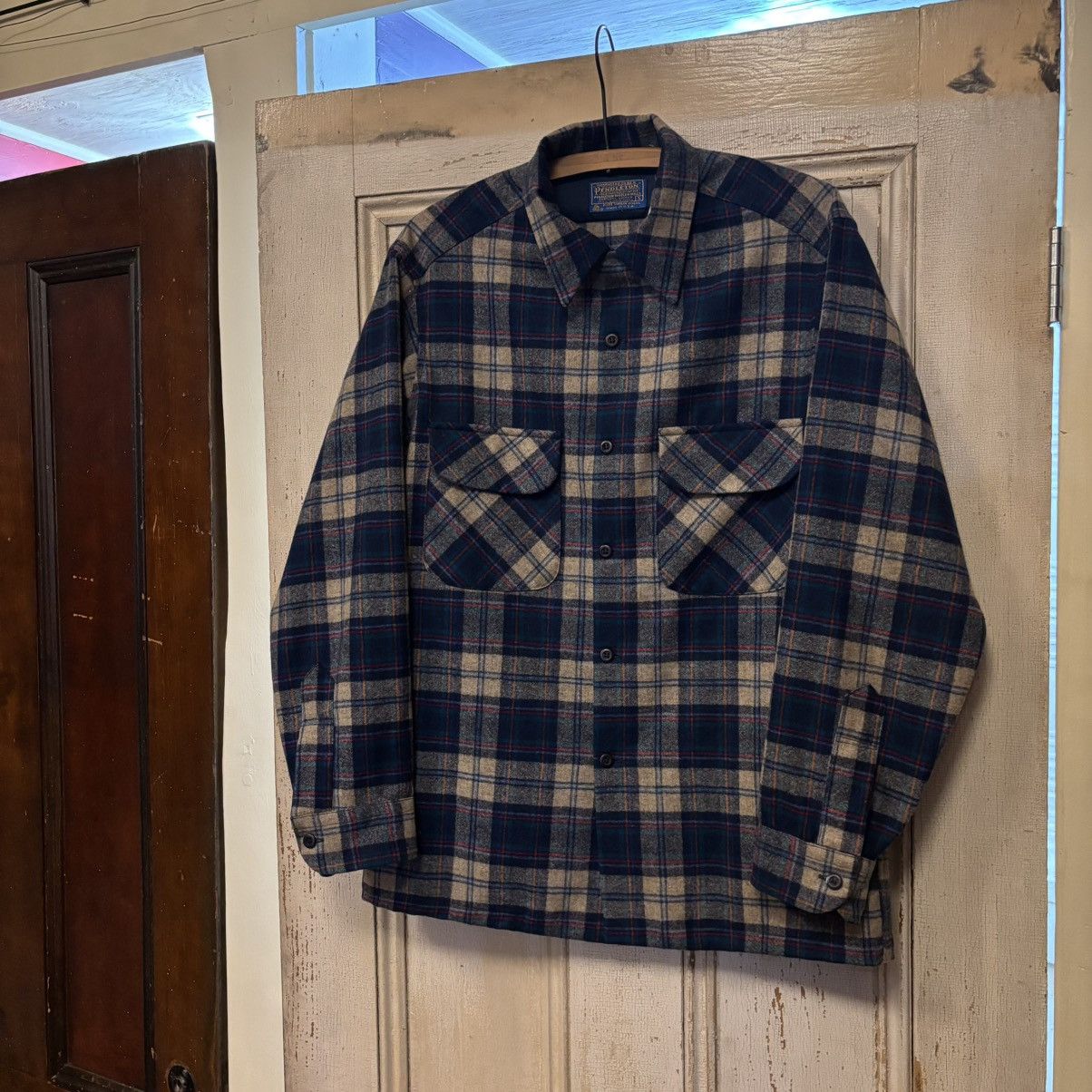 Pendleton × Vintage Vintage 1960s Pendleton Loop Collar Button Up Board Shirt Size US S / EU 44-46 / 1 - 1 Thumbnail