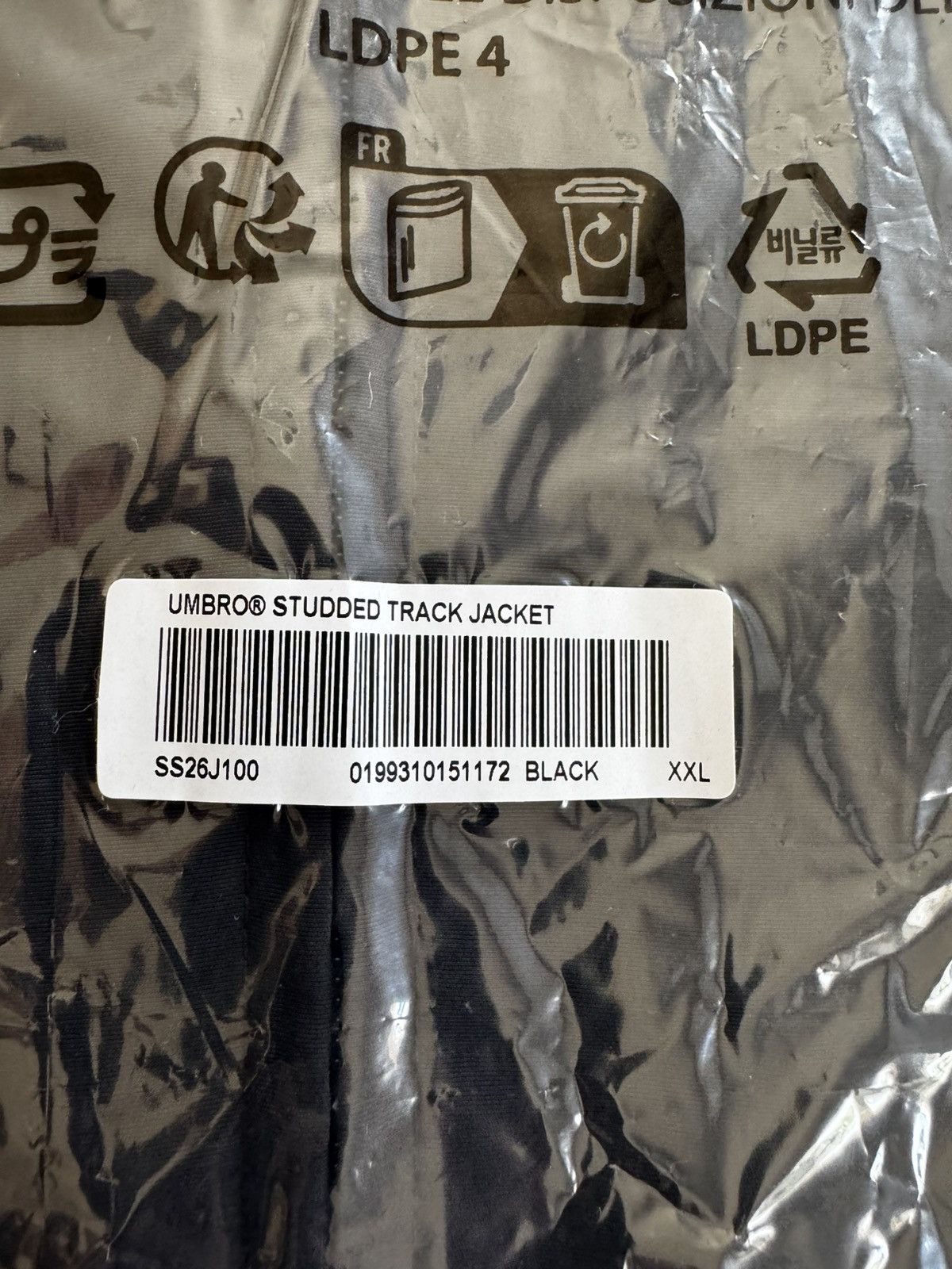 Supreme × Umbro Supreme Umbro Rhinestone Track Jacket Black XXL IN HAND Size US XXL / EU 58 / 5 - 7 Thumbnail