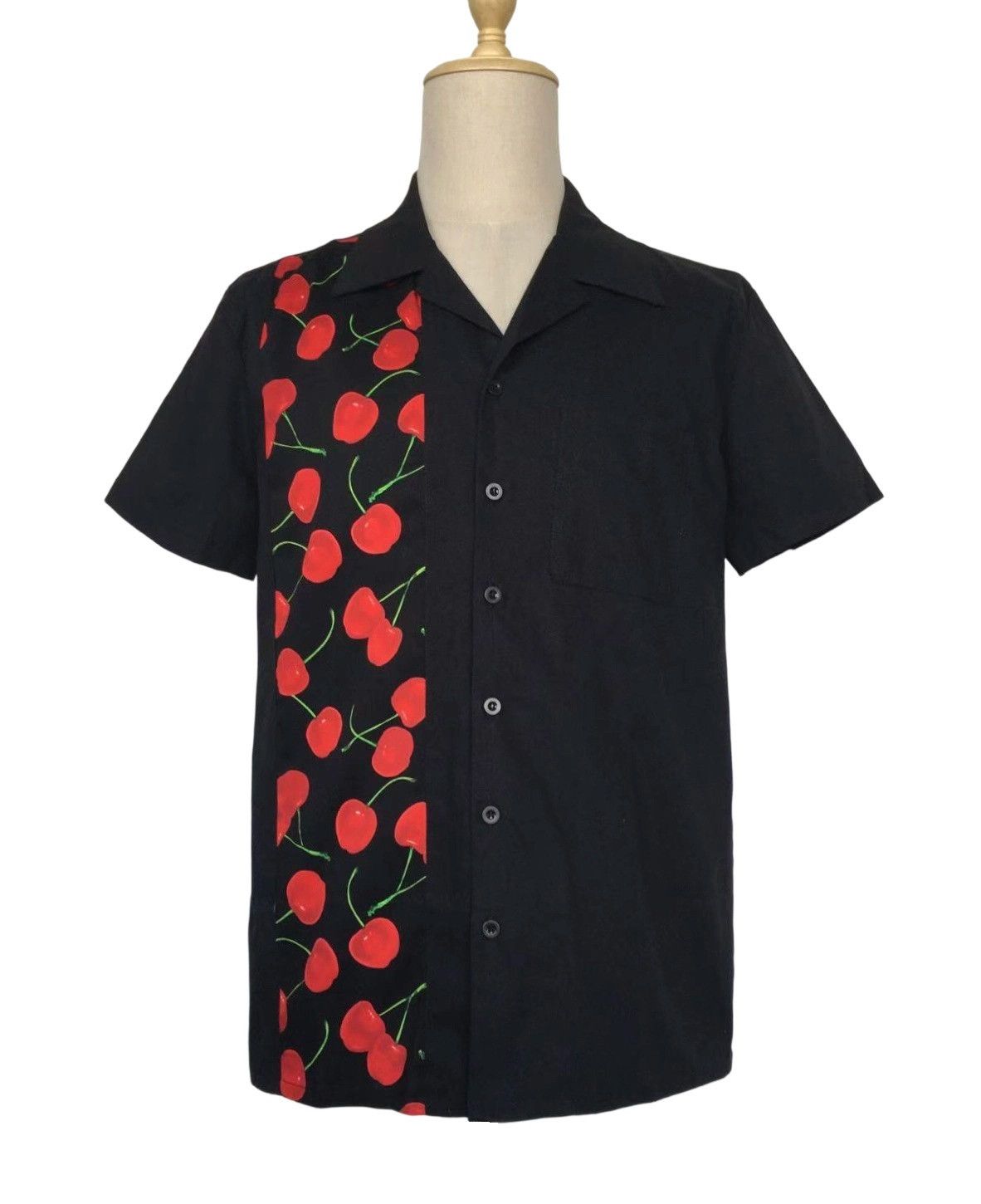Other Men's Retro Button Shirts Cherry Pattern Clothing Size US XL / EU 56 / 4 - 1 Thumbnail