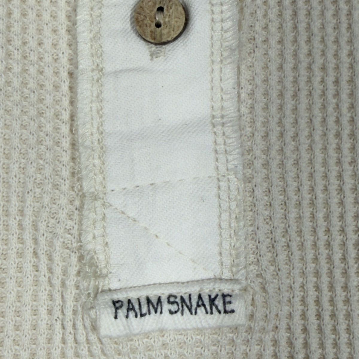 Vintage Vintage Palm Snake Waffle Knit Polo Japan Made Wood Buttons Size M / US 6-8 / IT 42-44 - 3 Thumbnail