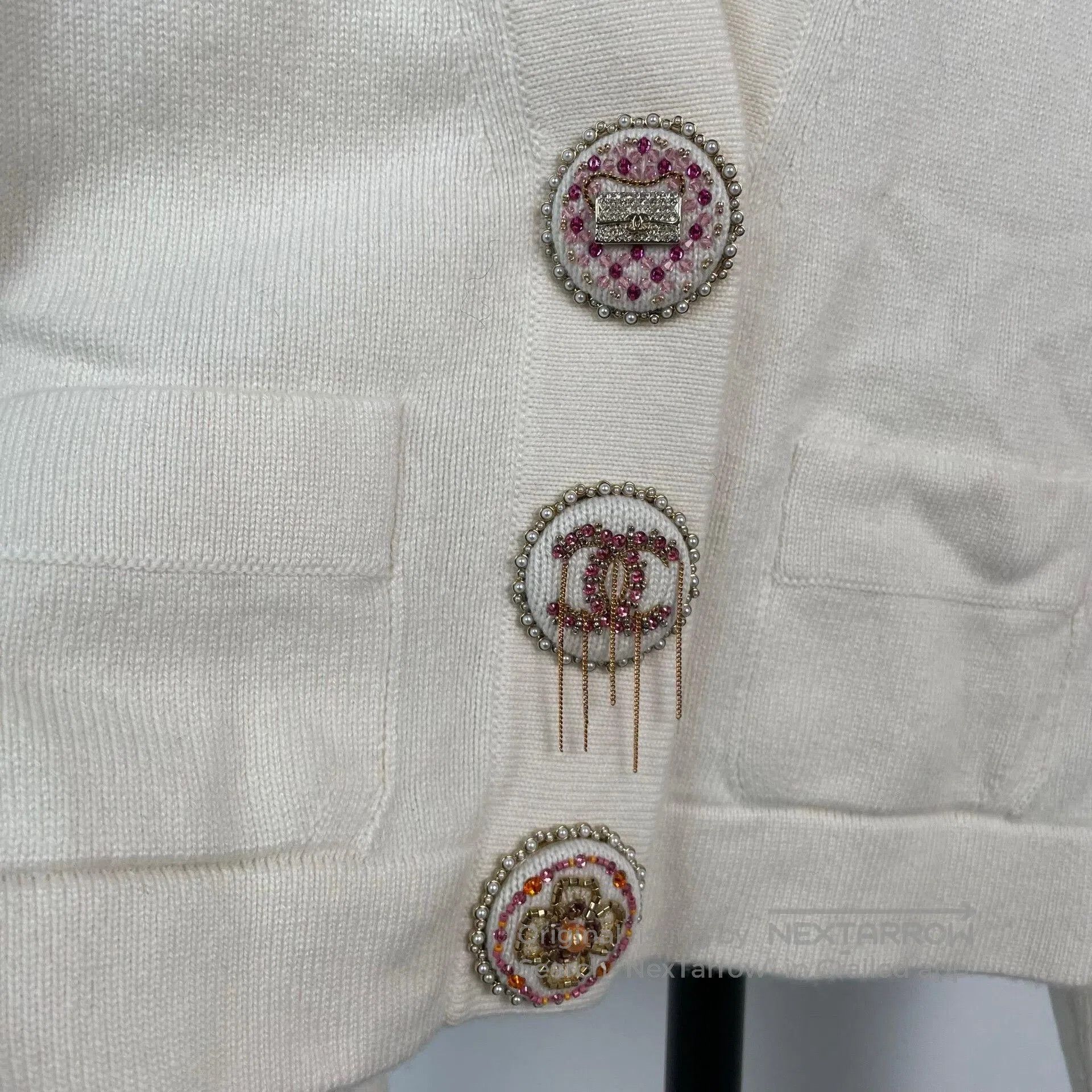 Chanel Chanel 22A Gemstone Button Knit Cardigan. Size XS / US 0-2 / IT 36-38 - 3 Thumbnail