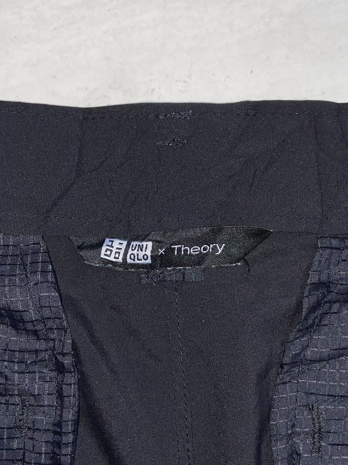 Theory × Uniqlo UNIQLO x THEORY Black Pants Size US 31 - 14 Thumbnail