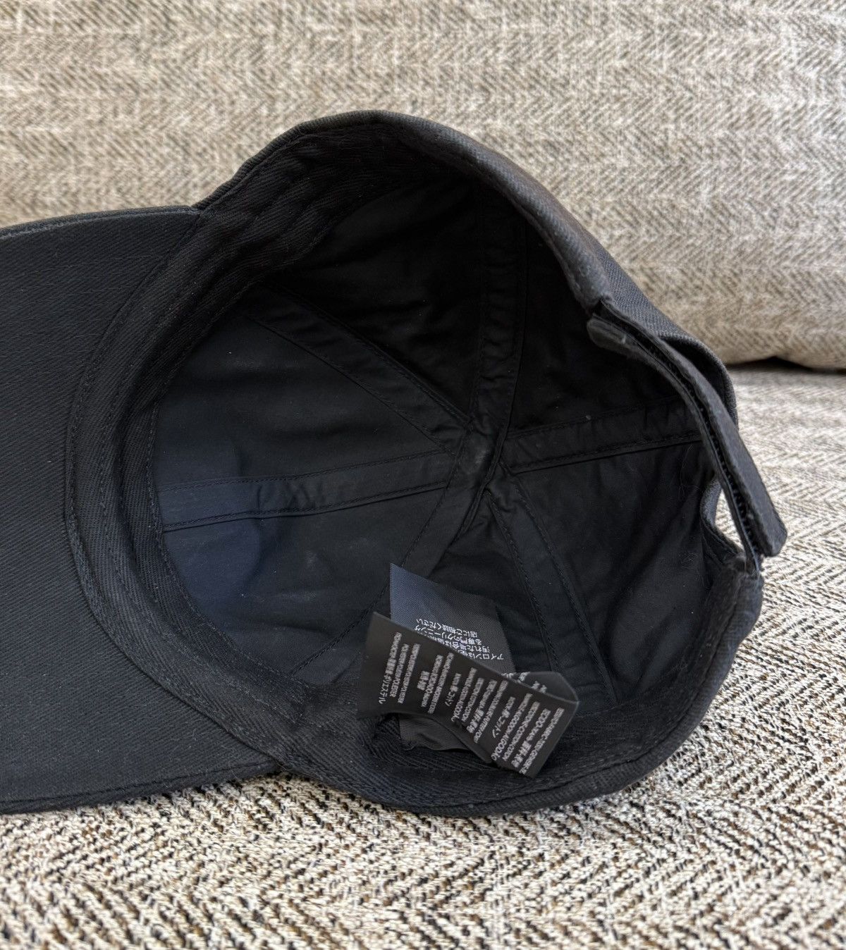 Balenciaga Balenciaga Mastercard Logo Baseball Cap Black Hat Size ONE SIZE - 12 Thumbnail