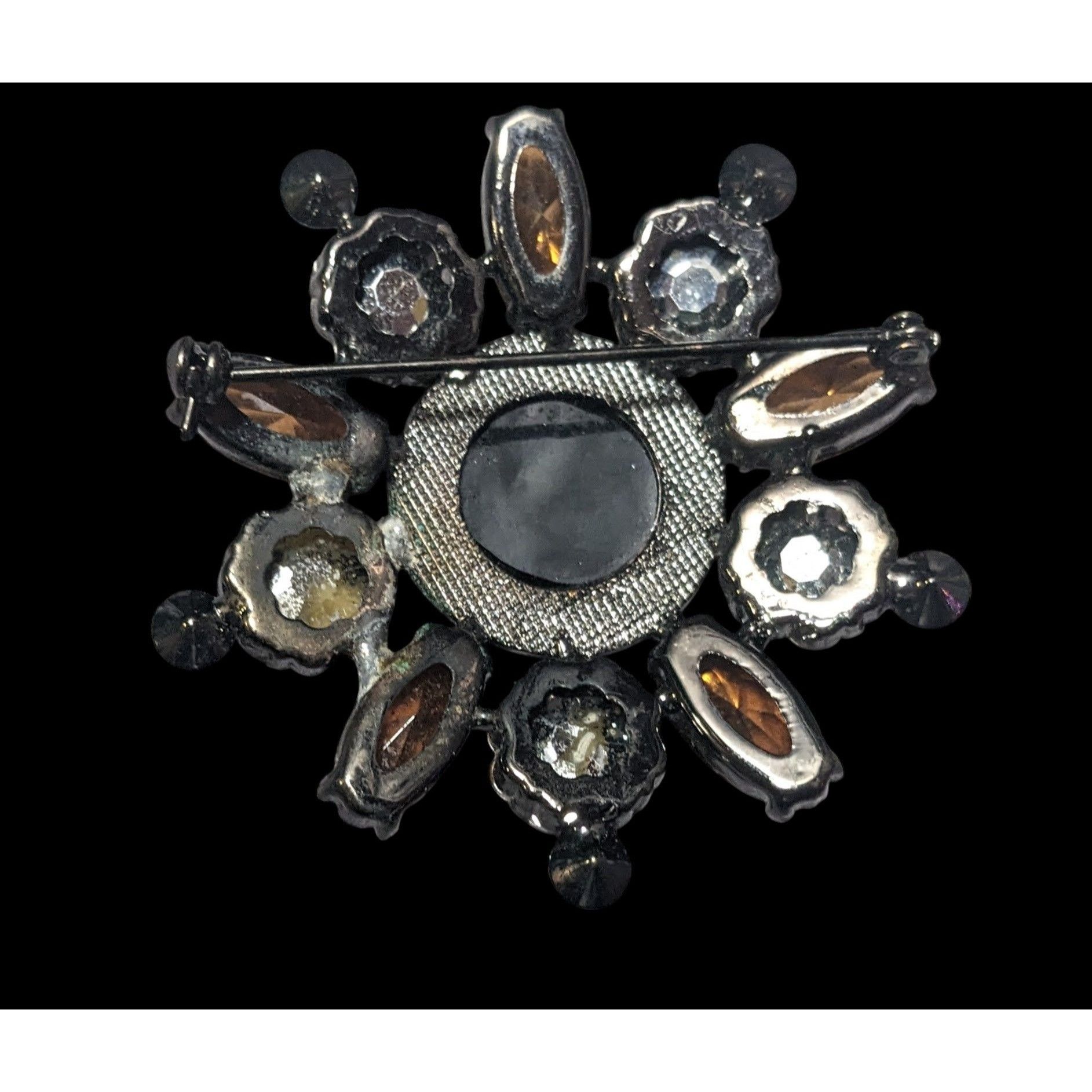 Other Vintage Unique Art Glass Floral Gemmed Brooch Size ONE SIZE - 4 Thumbnail