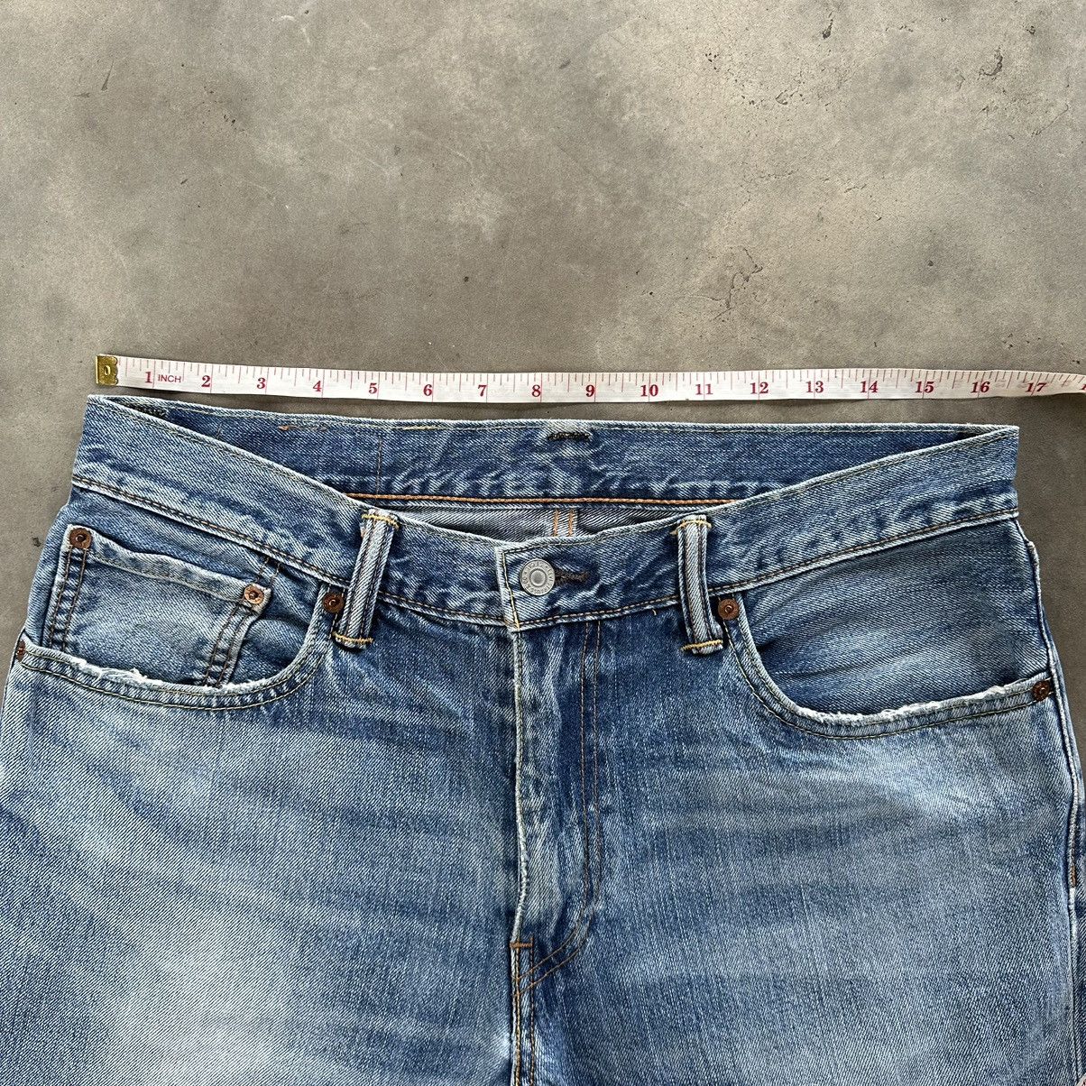 Japanese Brand Vintage Levi’s 502 Distress Raw Faded Denim Jean Size 35 Size US 35 - 5 Thumbnail