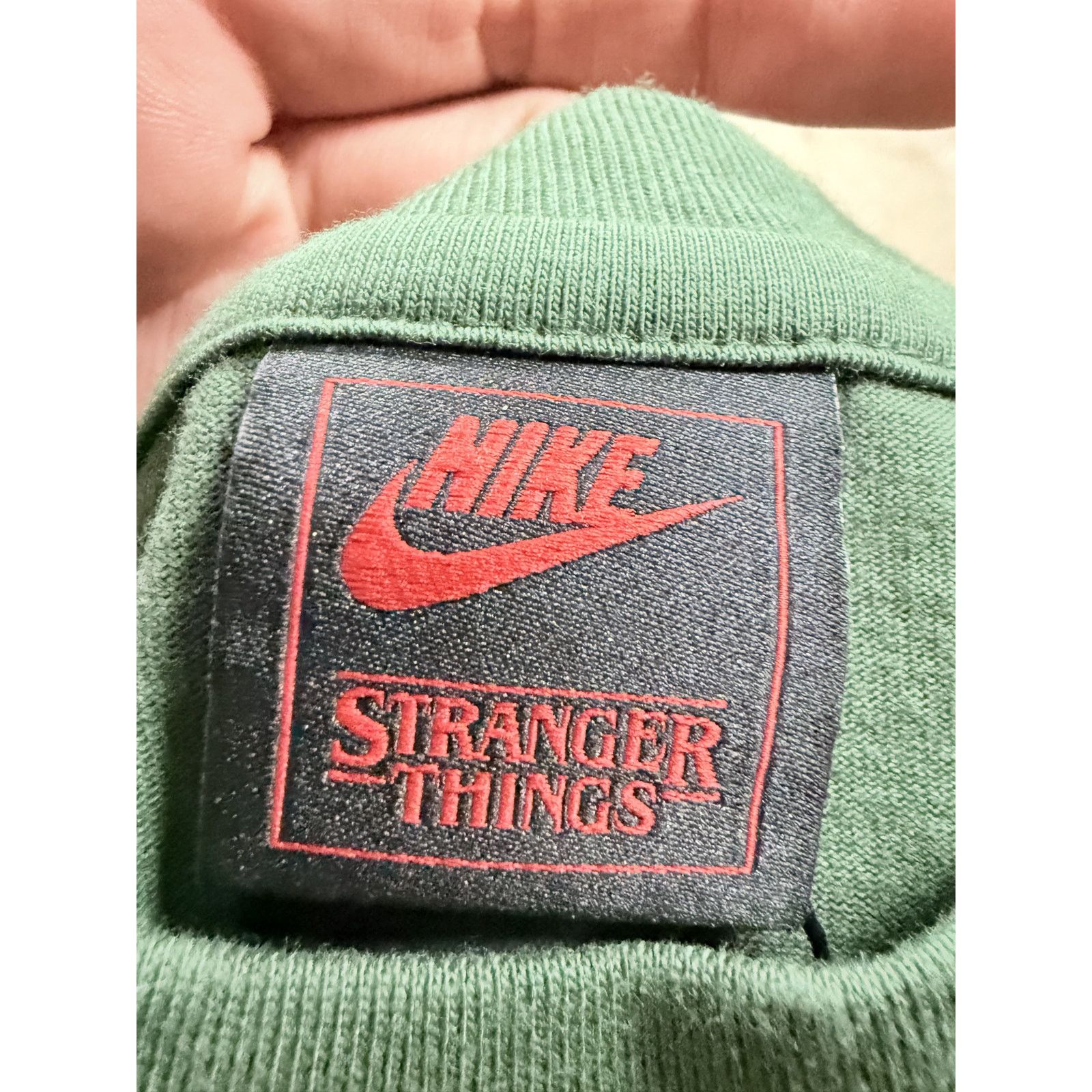 Nike Nike Stranger Things Tee Green Medium New Size US M / EU 48-50 / 2 - 2 Thumbnail