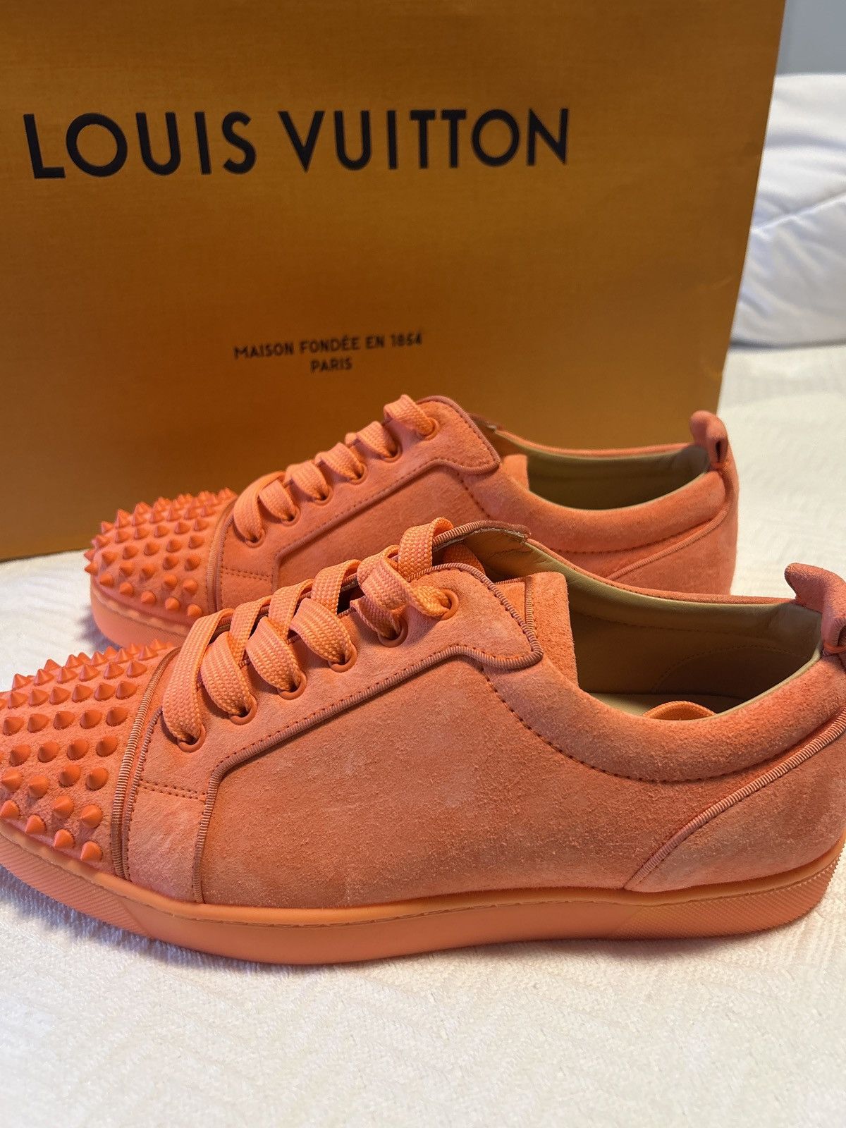 Christian Louboutin Christian Louboutin Suede Low Size US 9 / EU 42 - 5 Thumbnail