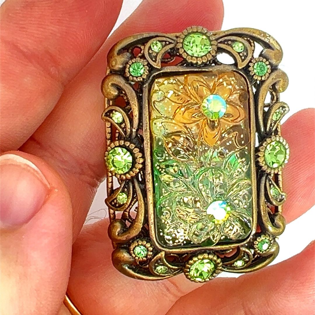 & Other Stories Vintage Green Blue Rhinestone Ring Huge Molded Flower Center Size ONE SIZE - 2 Thumbnail