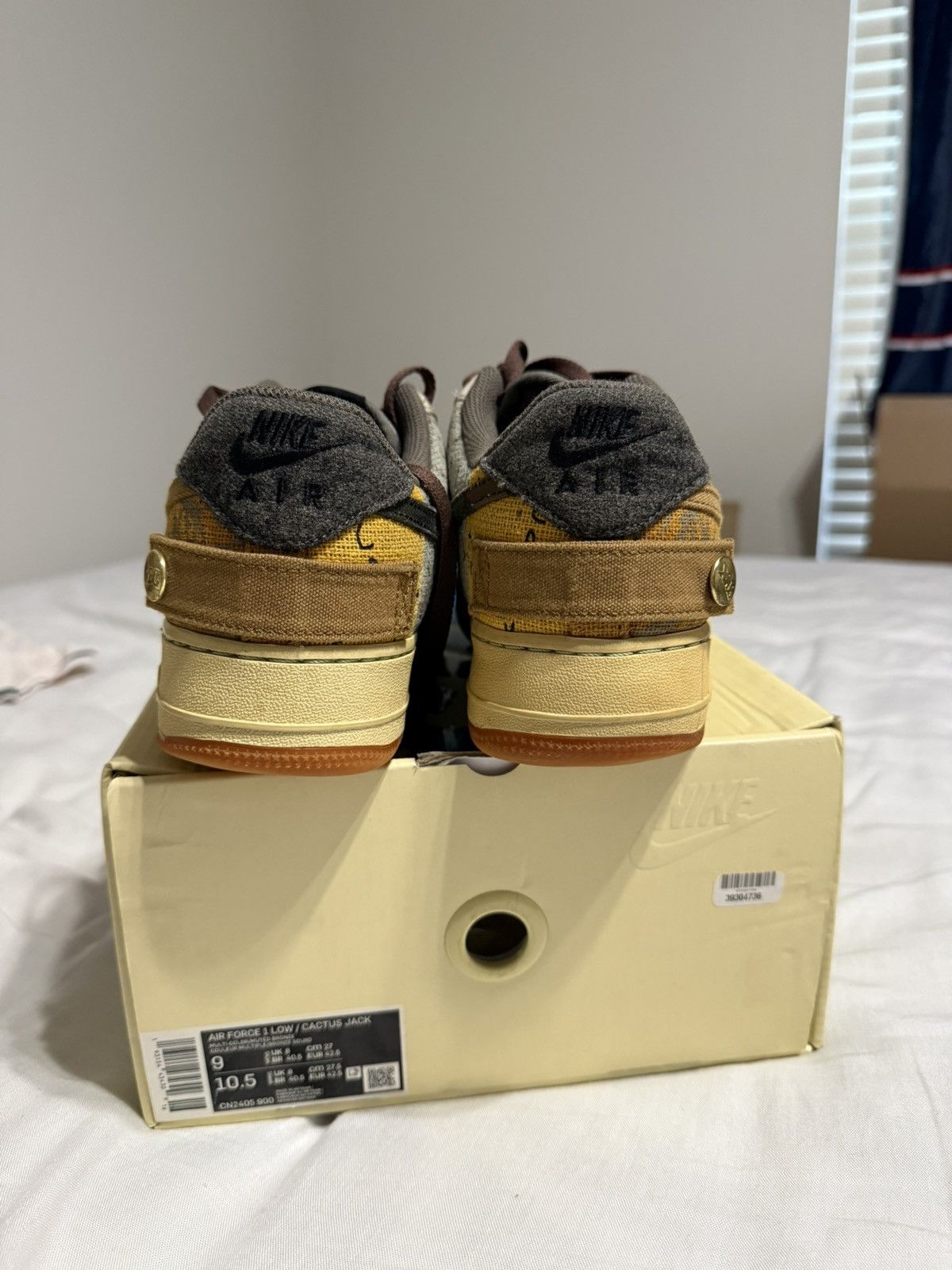 Nike × Travis Scott Nike Air Force 1 Low Cactus Jack Size US 9 / EU 42 - 2 Thumbnail