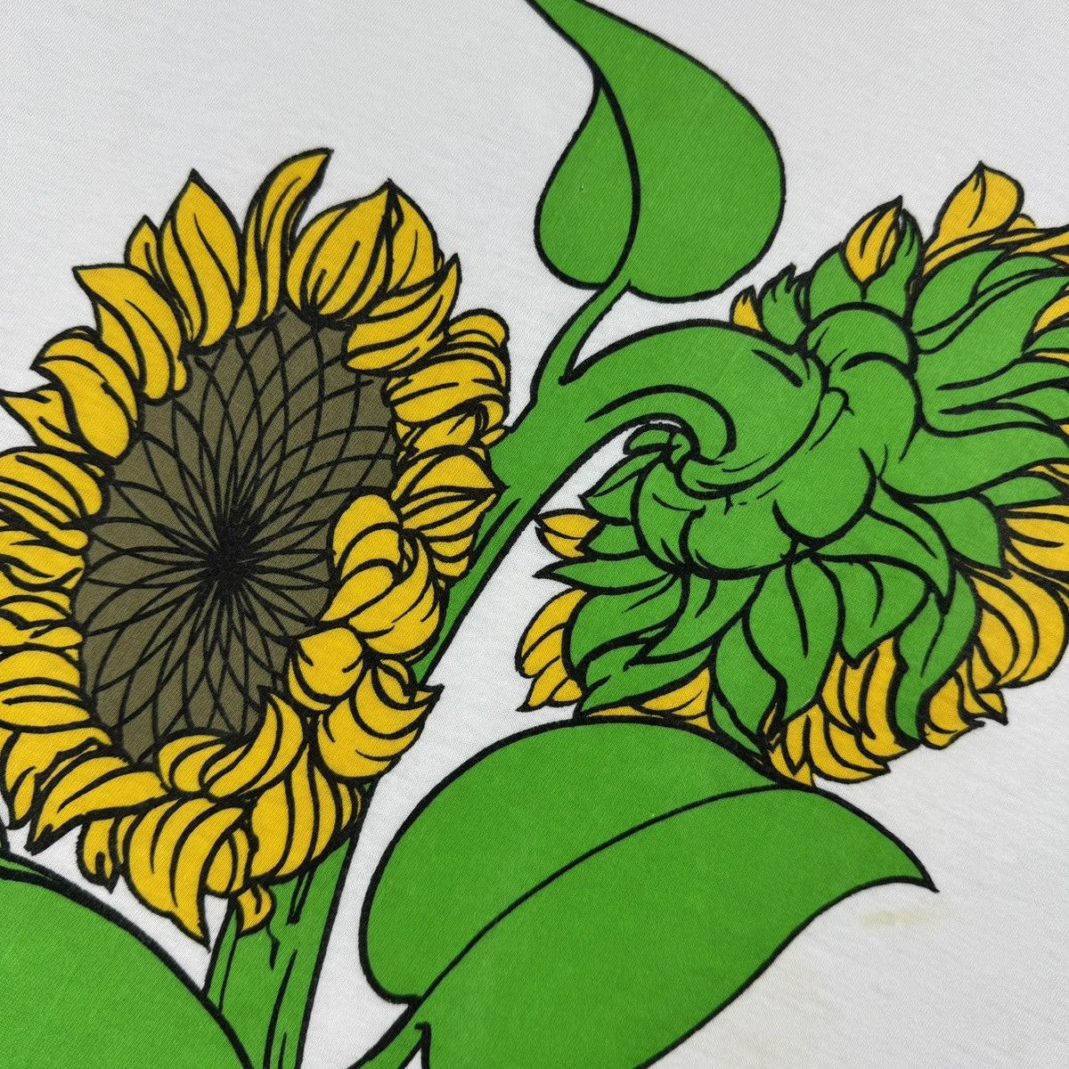 Vintage Vintage Japan Flora Sunflower Illustration T-shirt Size US M / EU 48-50 / 2 - 7 Thumbnail