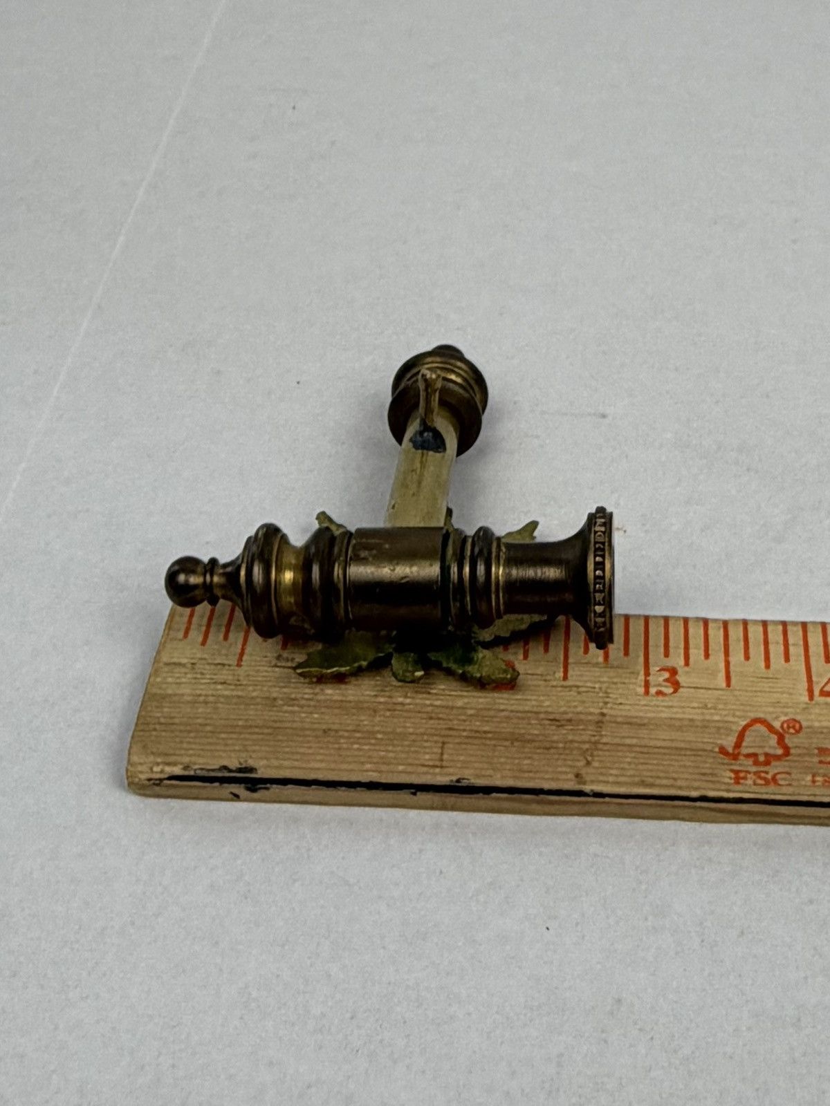 Other Vintage Marijuana Weed Leaf Brass Hippie Pipe Belt Buckle Size ONE SIZE - 11 Thumbnail