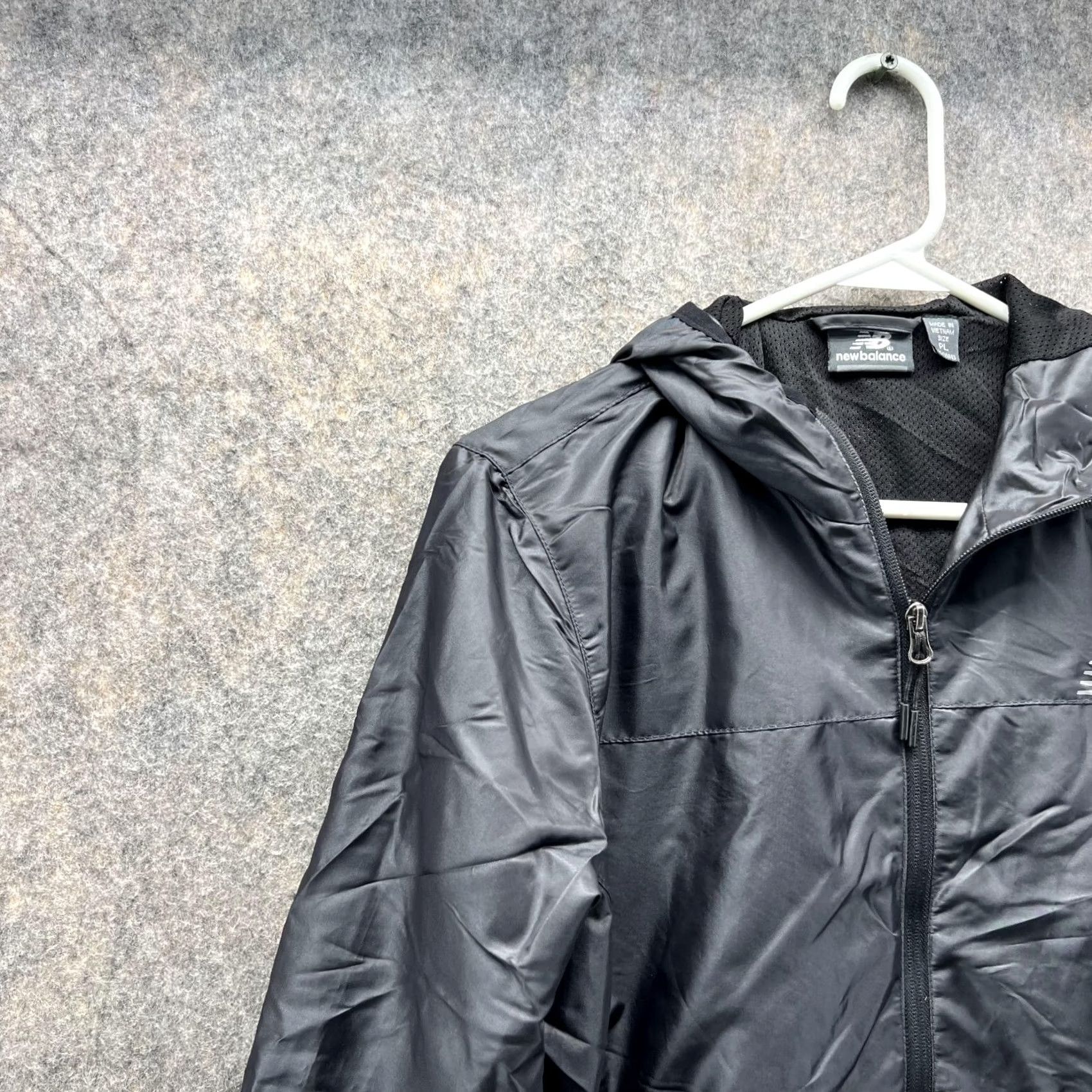 New Balance New Balance Women PL Petite Black Full Zip Hoodie Polyester Windbreaker Size L / US 10 / IT 46 - 3 Thumbnail