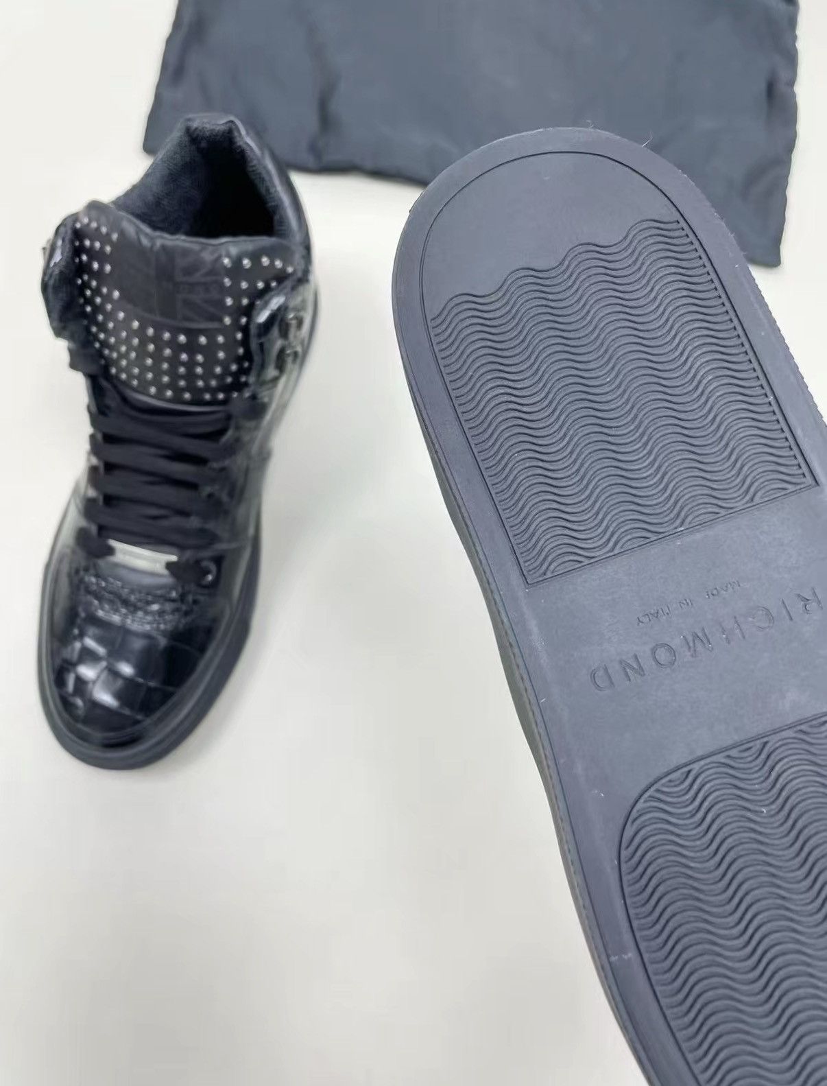 John Richmond Richmond Embossed Mid-Top Casual Shoes J30 Size US 7 / EU 40 - 7 Thumbnail