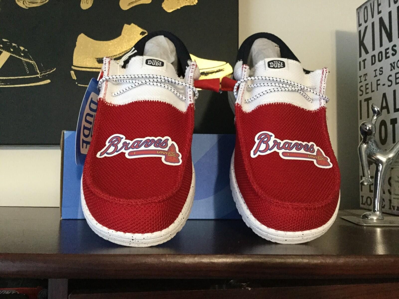 Other Casual Shoes Men Size 11 Atlanta Braves Hey Dudes Team Logo Size US 11 / EU 44 - 1 Thumbnail
