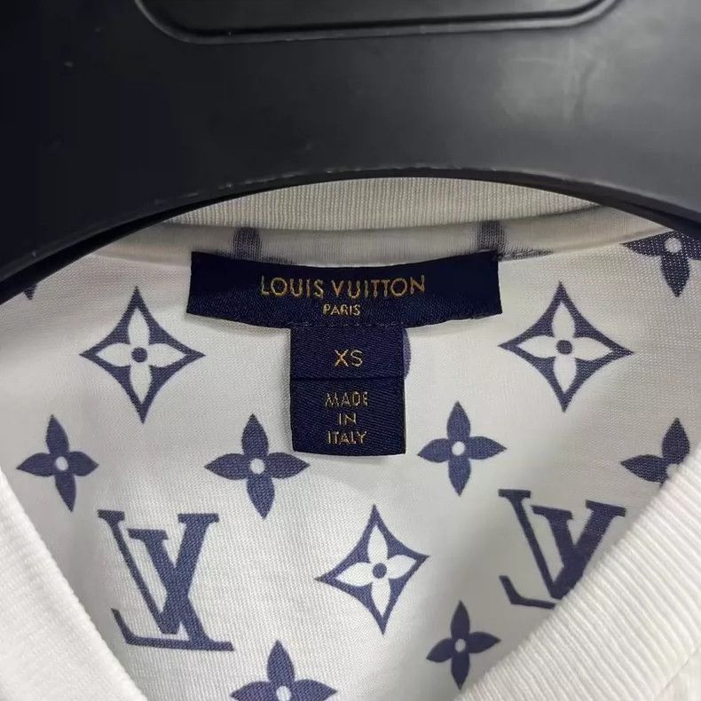 Louis Vuitton Louis Vuitton White Logo Short Sleeve TShirt-2506 Size US XXL / EU 58 / 5 - 3 Thumbnail