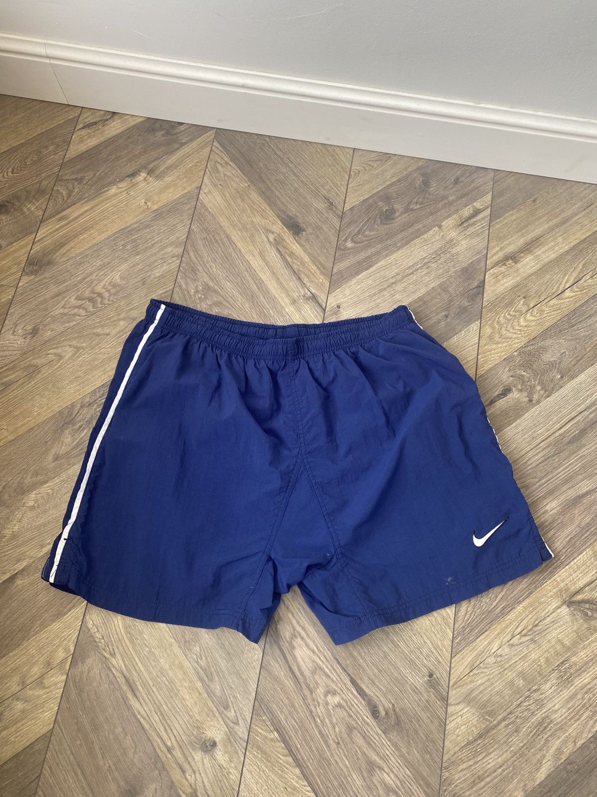 Nike × Vintage Vintage Nike 90s nylon shorts Size US 33 - 1 Thumbnail
