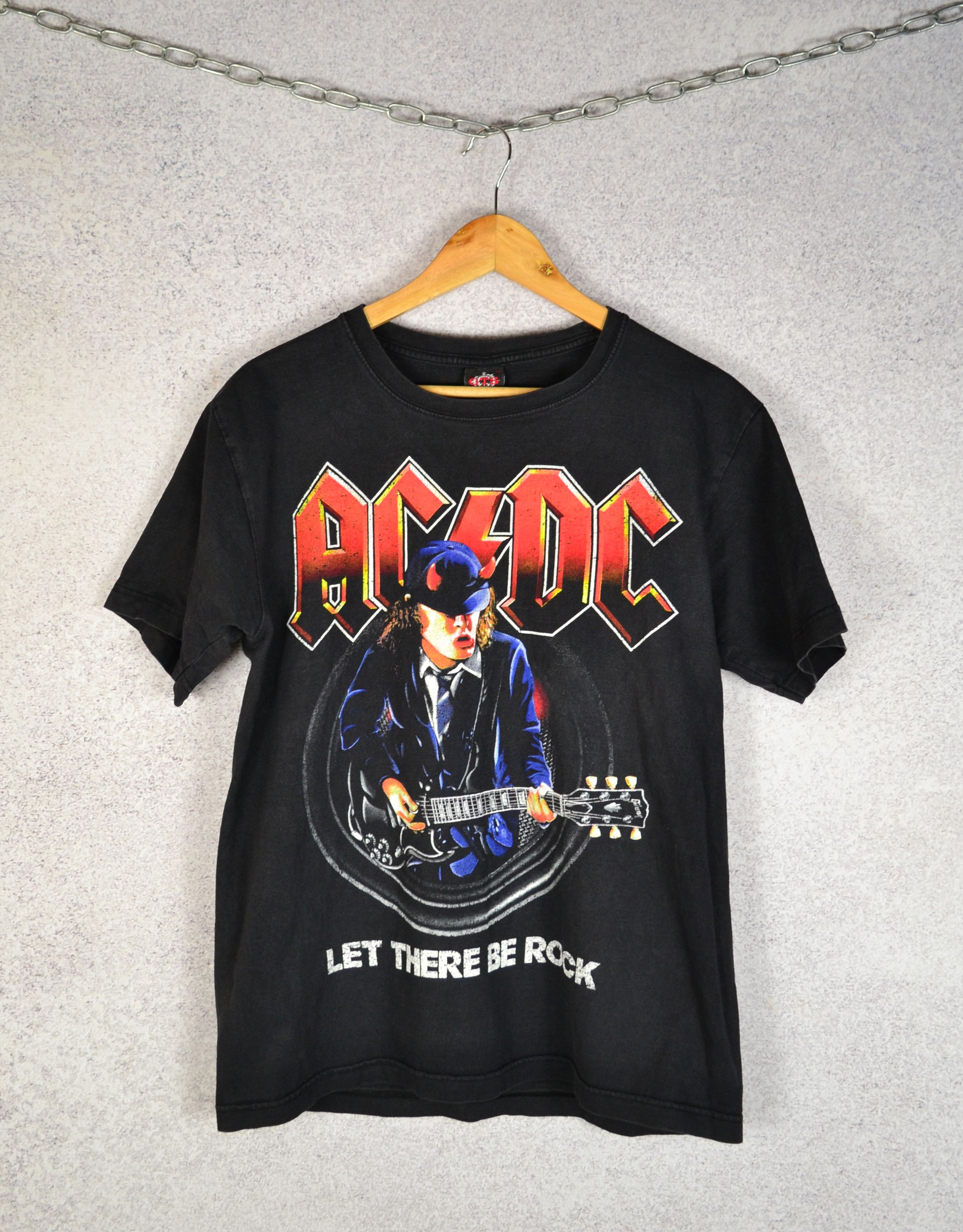 Band Tees AC/DC Angus Young Vintage Band Tee T-shirt Size US M / EU 48-50 / 2 - 1 Thumbnail