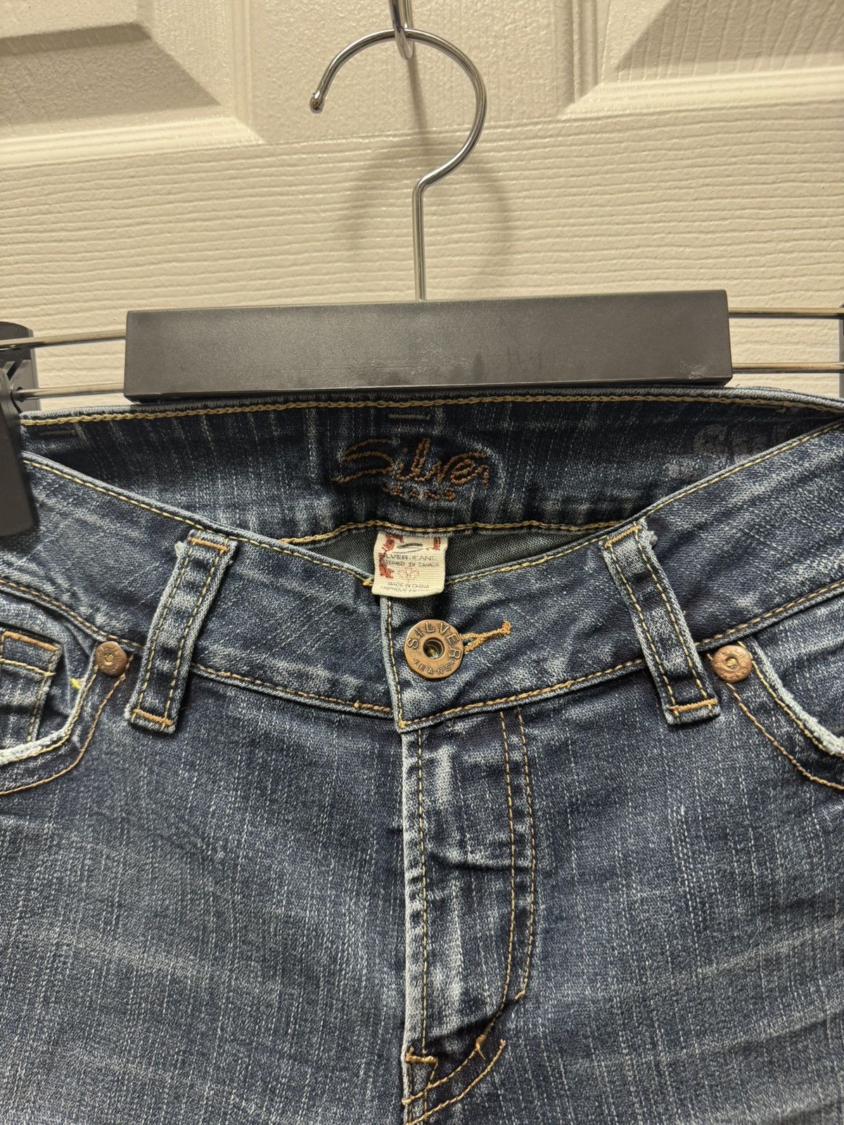 Silver Jeans Co. Silver Jeans Bolan Bootcut Dark Denim Distressed Size US 31 - 4 Thumbnail