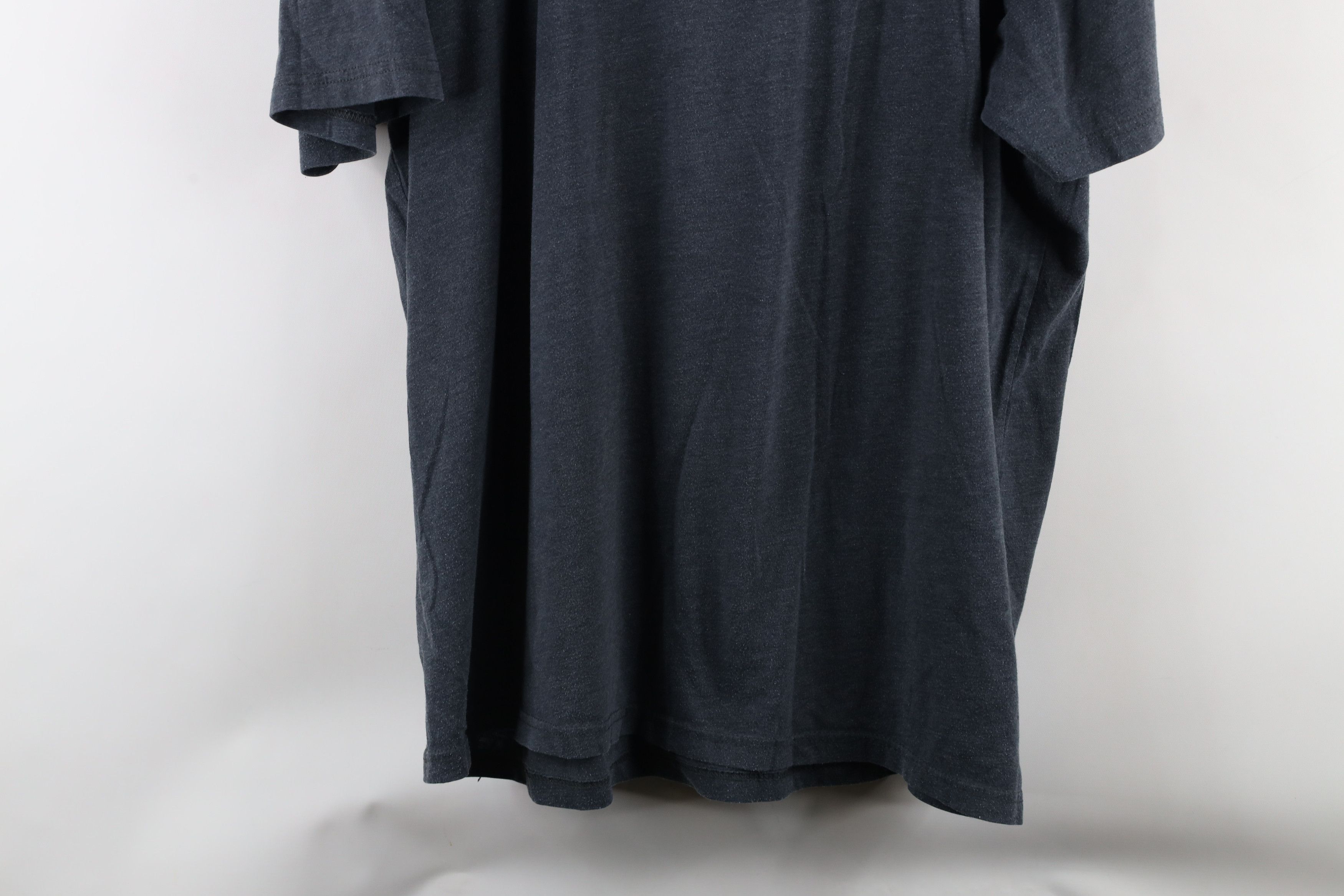 Vintage Kuiu Spell Out Ultralight Hunting Short Sleeve T-Shirt Gray Size US XXL / EU 58 / 5 - 10 Thumbnail