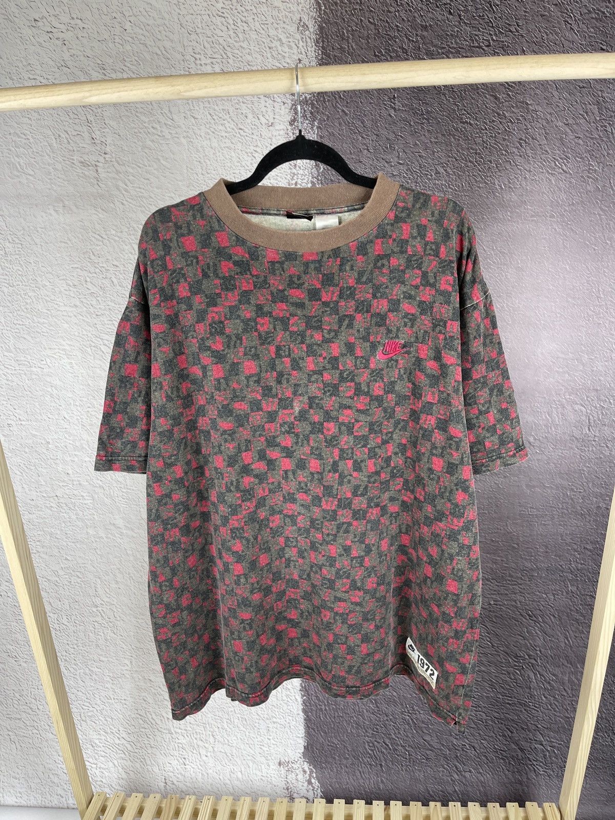 Nike Nike vintage 90s monogram checkered oversized tee shirt Size US L / EU 52-54 / 3 - 1 Thumbnail