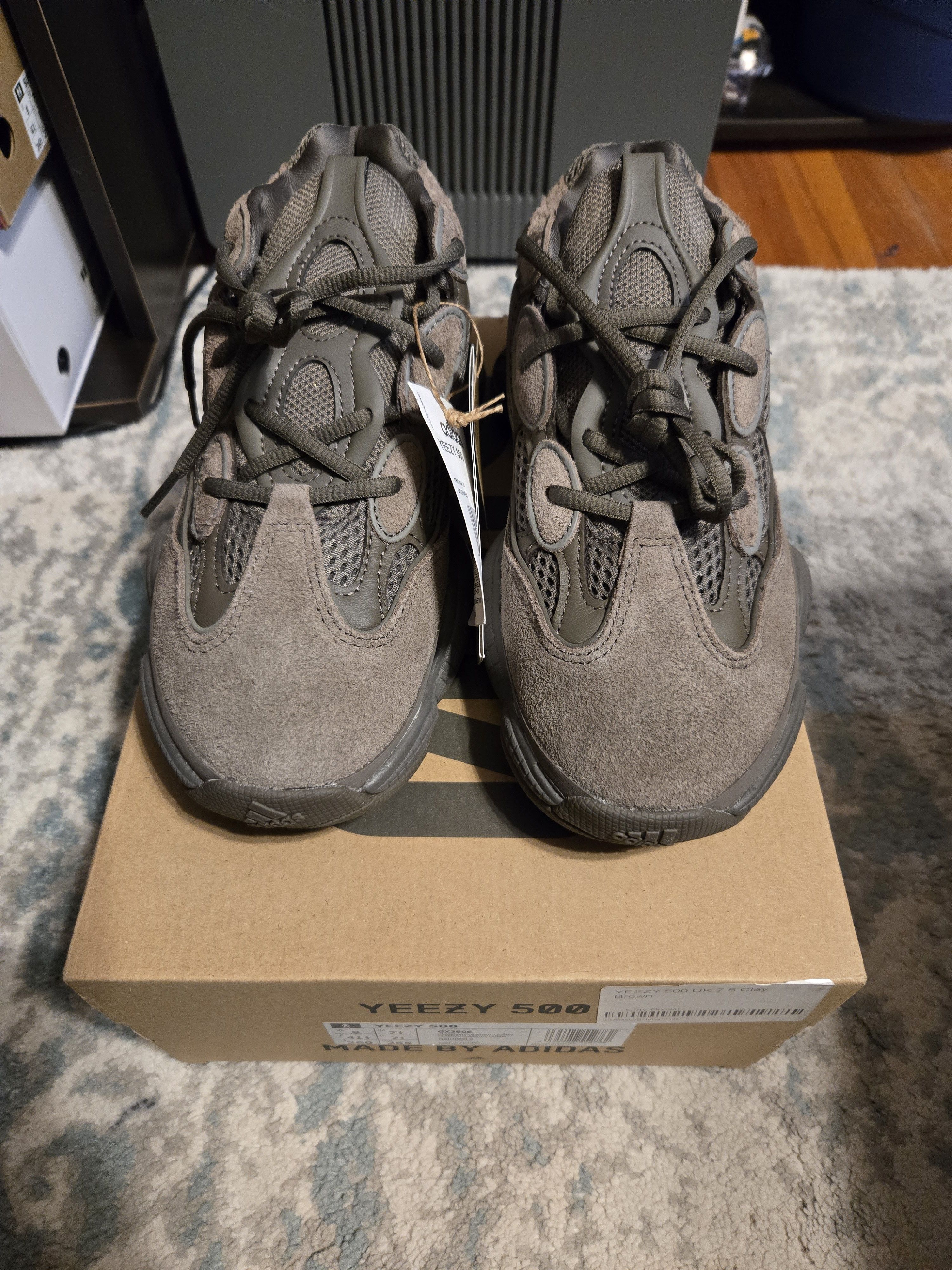 Adidas Adidas Yeezy 500 Brown Clay Size US 8 / EU 41 - 1 Thumbnail