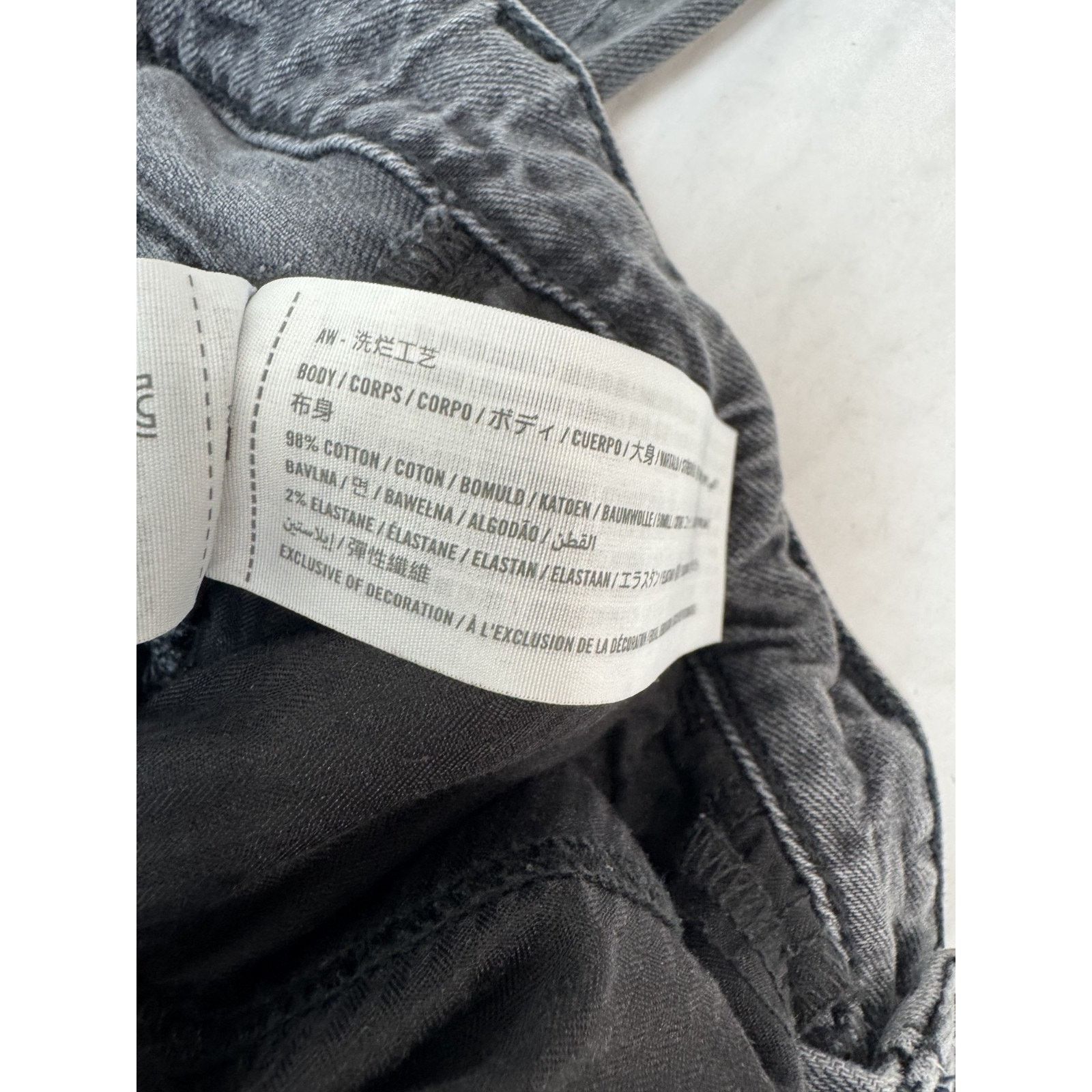 Hollister Grunge Hollister Ultra High Rise Dad Jeans Black 2R 26R Size 26" / US 2 / IT 38 - 7 Thumbnail