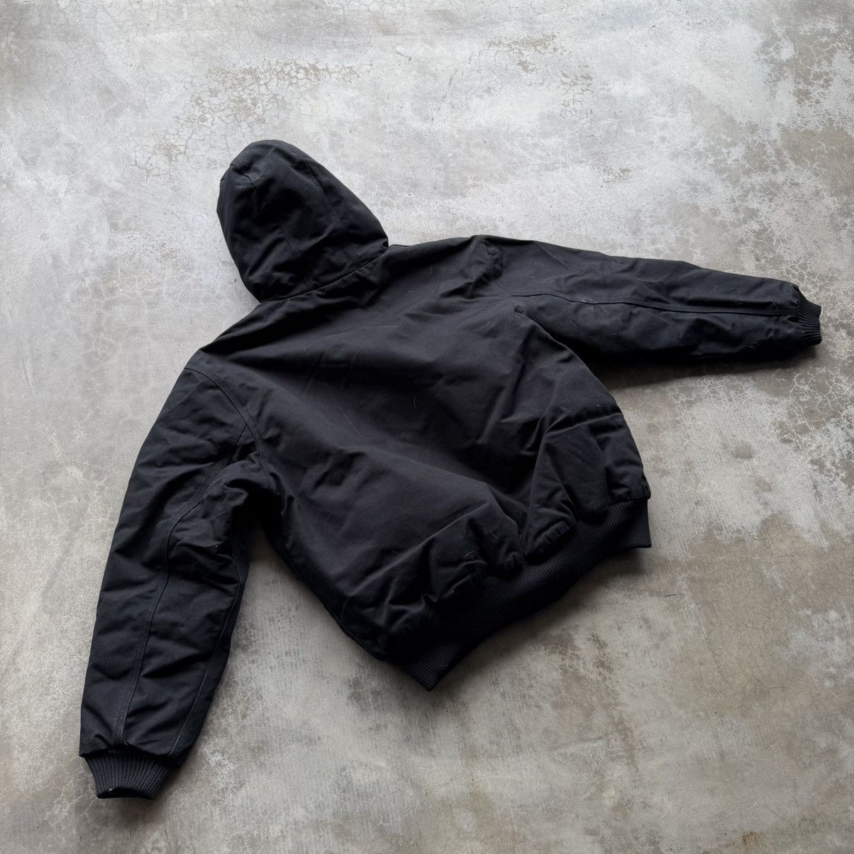 Carhartt Carhartt black heavy hooded work jacket Size US L / EU 52-54 / 3 - 4 Thumbnail