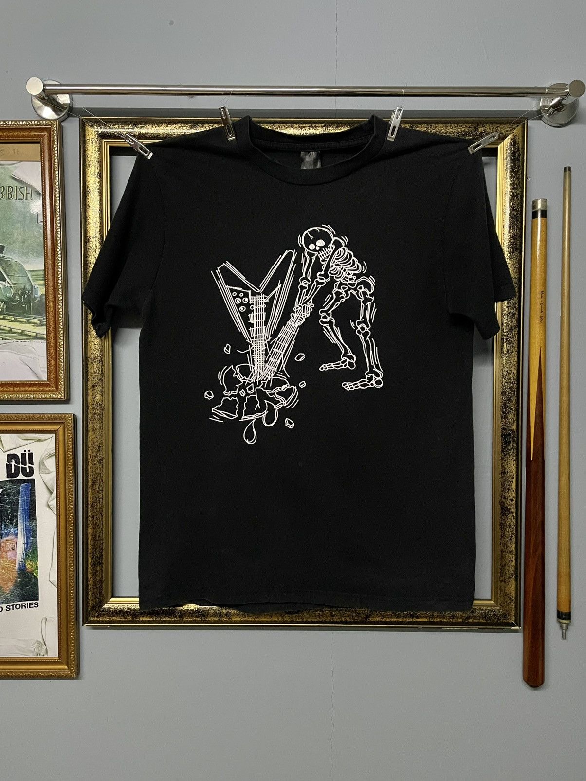 Japanese Brand Vintage Japan Designer Number Nine Skeleton Smash Guitar Tee Size US M / EU 48-50 / 2 - 1 Thumbnail