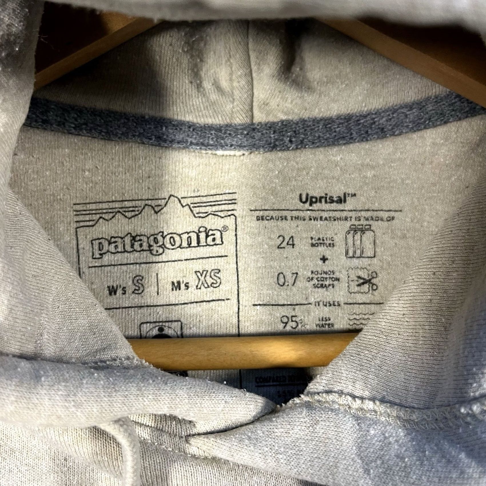 Patagonia Patagonia Hoodie Womens Small Beige Ridge Stripe Line Logo Uprisal Pullover Hooded Sweater S Beige Womens Size S / US 4 / IT 40 - 5 Thumbnail