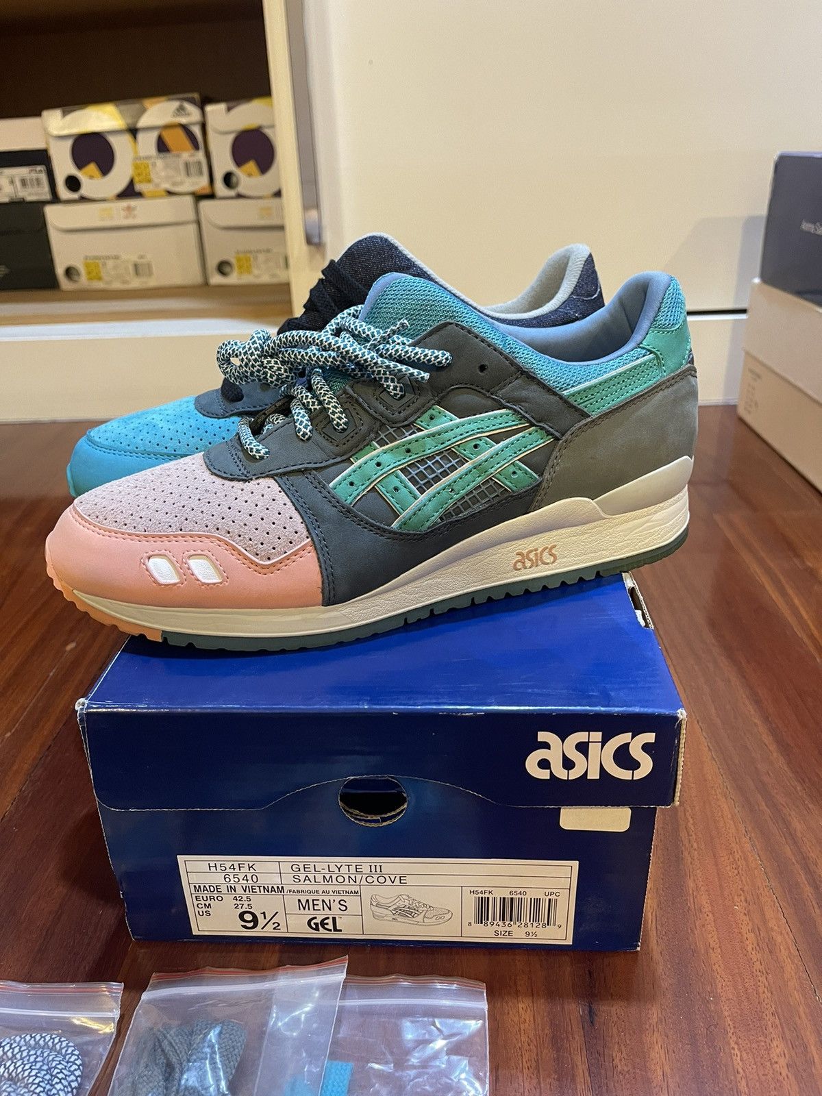 Asics × Kith × Ronnie Fieg New!!! Ronnie Fieg (Kith Founder)x ASICS Gel Lyte 3 Size US 9.5 / EU 42-43 - 3 Thumbnail