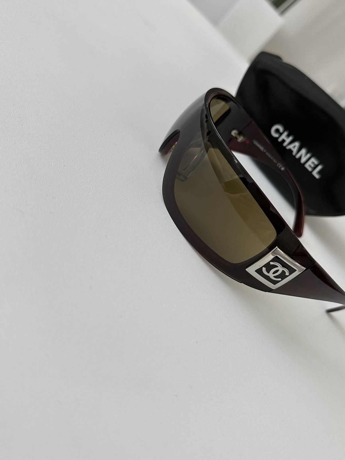 Chanel Chanel olive ski mask Sunglasses Size ONE SIZE - 8 Thumbnail