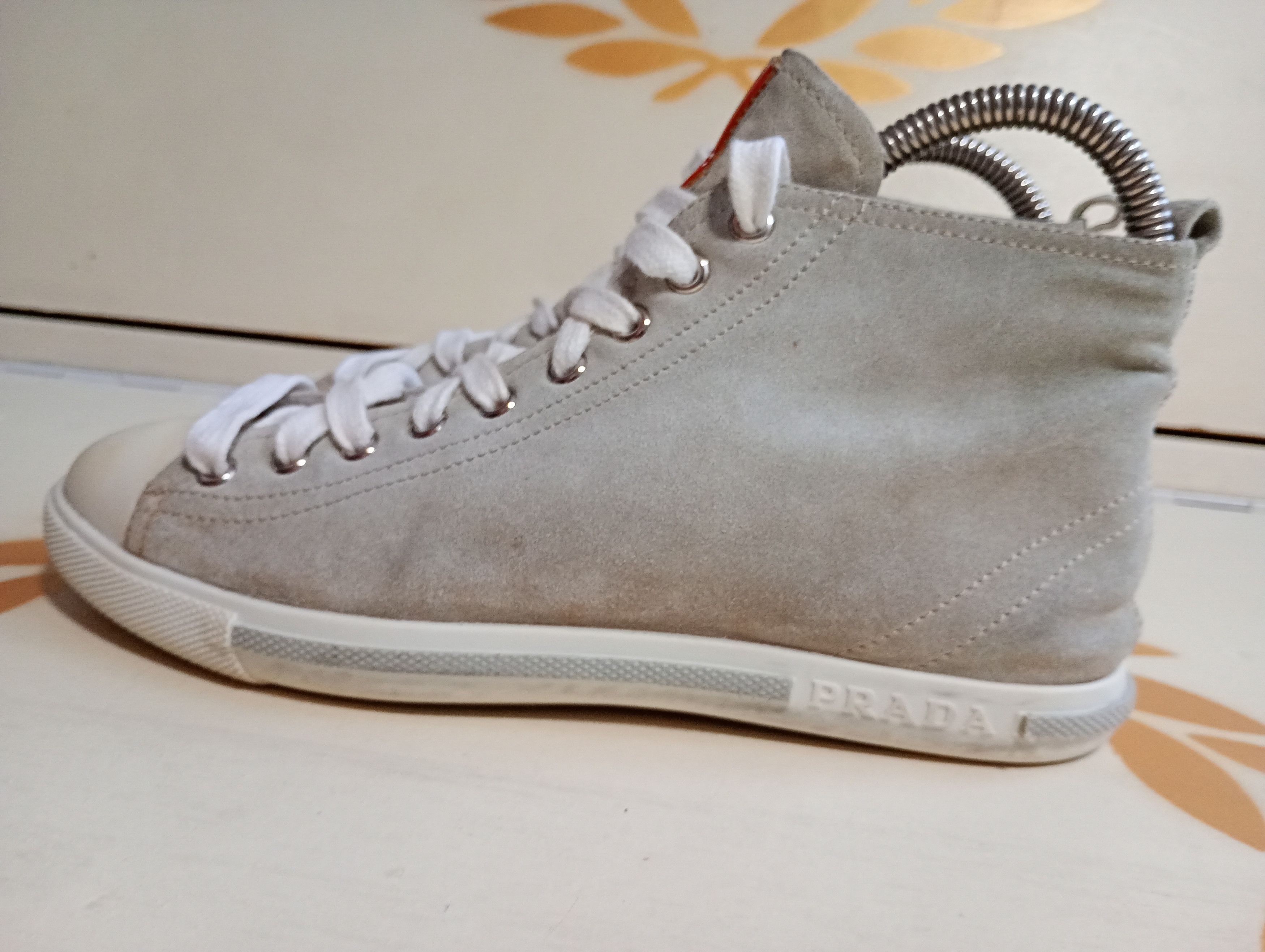 Prada Prada Suede Trainers size 37 Size US 7 / IT 37 - 2 Thumbnail