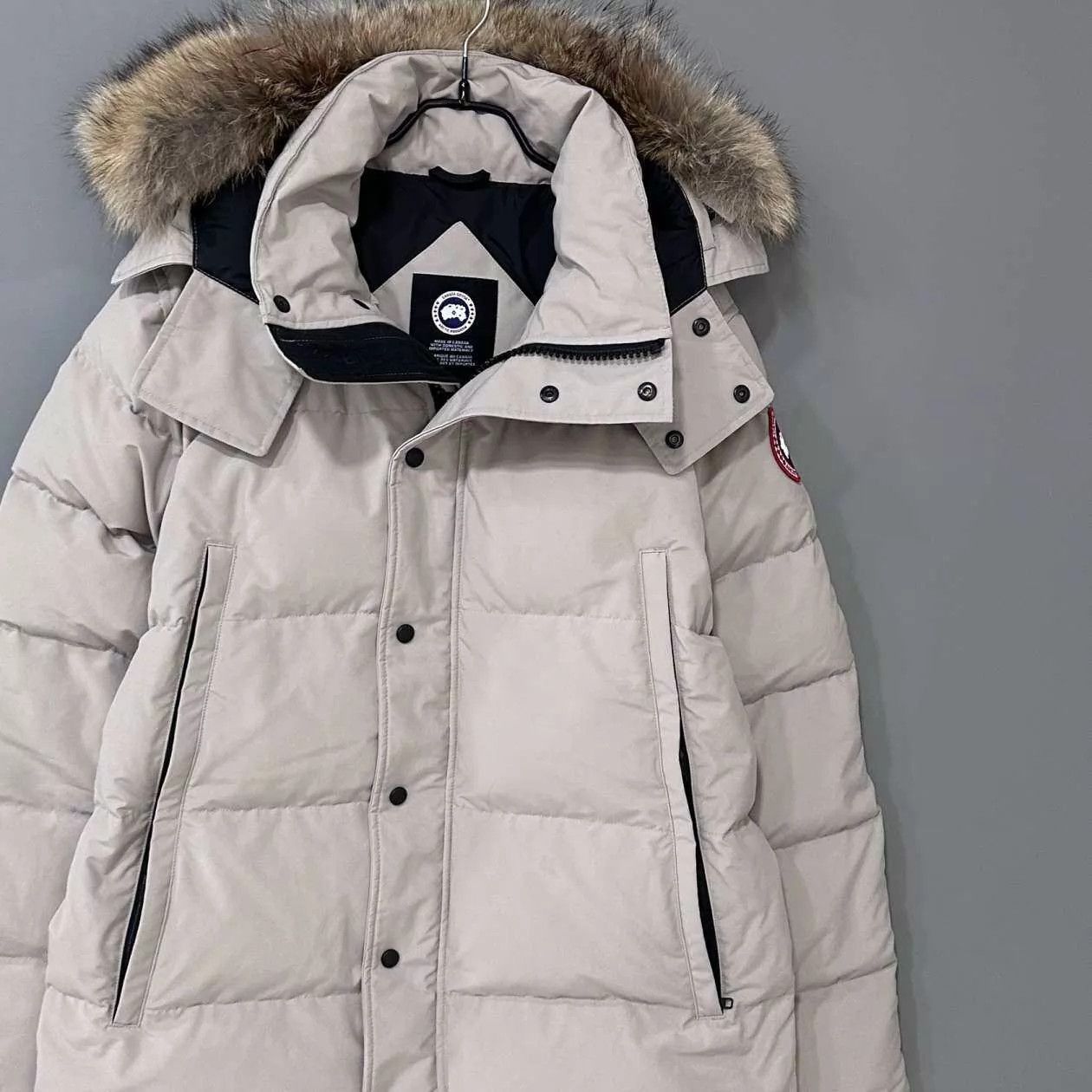Canada Goose Fur-Hooded Heavy Puffer Coat Size US XL / EU 56 / 4 - 1 Thumbnail
