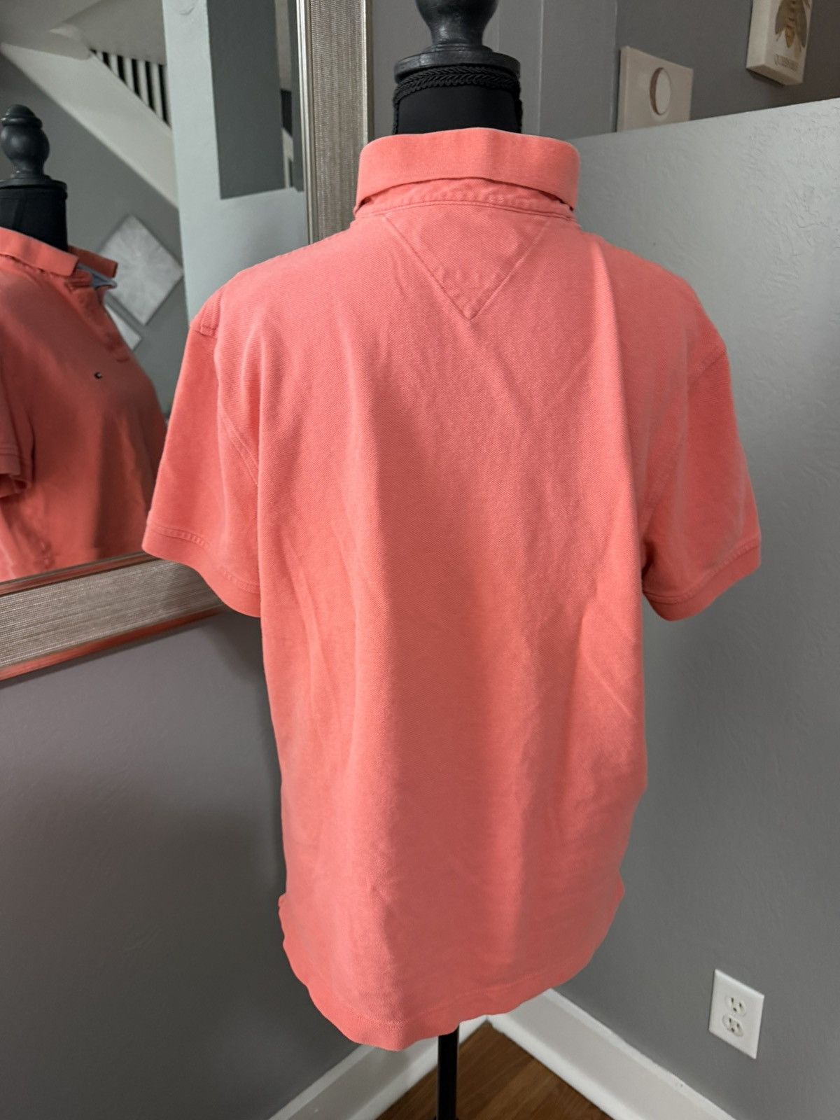 Tommy Hilfiger Tommy Hilfiger Polo Preppy Y2K Golf Shirt Coral Size Large. Size US L / EU 52-54 / 3 - 4 Thumbnail