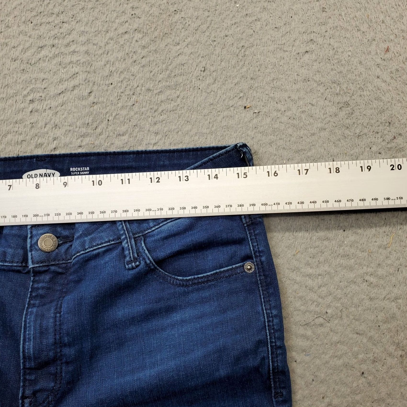Old Navy Old Navy Rockstar Jeans Women 10 Blue Denim Super Skinny Built in Sculpt Raw Hem Jeans Womens Size 10 Blue Denim 5-Pocket Design Regular Fit Size 32" / US 10 / IT 46 - 6 Thumbnail