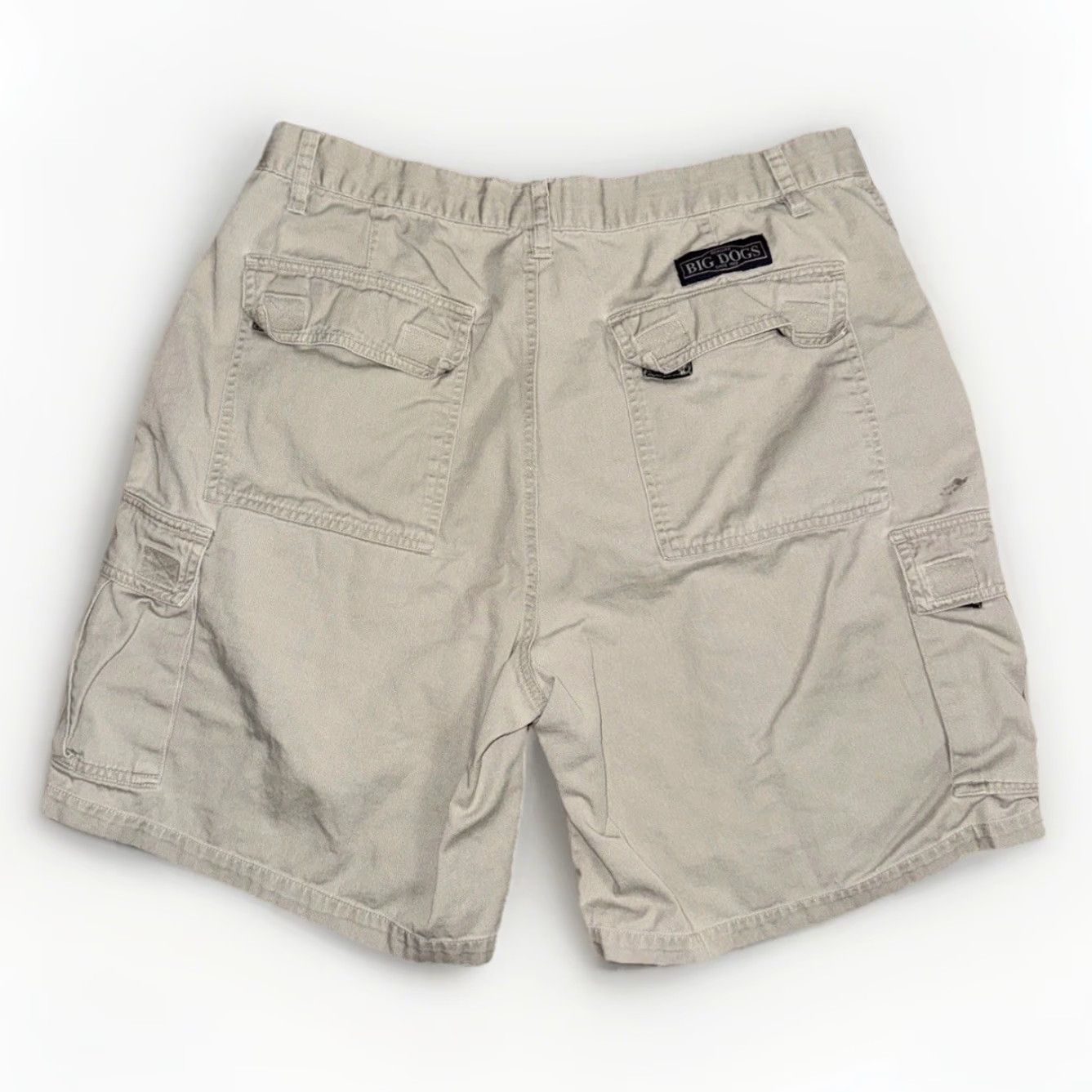 Big Dogs VINTAGE Big Dogs Cargo Shorts Mens 34x11 Khaki Beige Outdoor Pockets Utility Regular 34 Mens Size US 34 / EU 50 - 5 Thumbnail