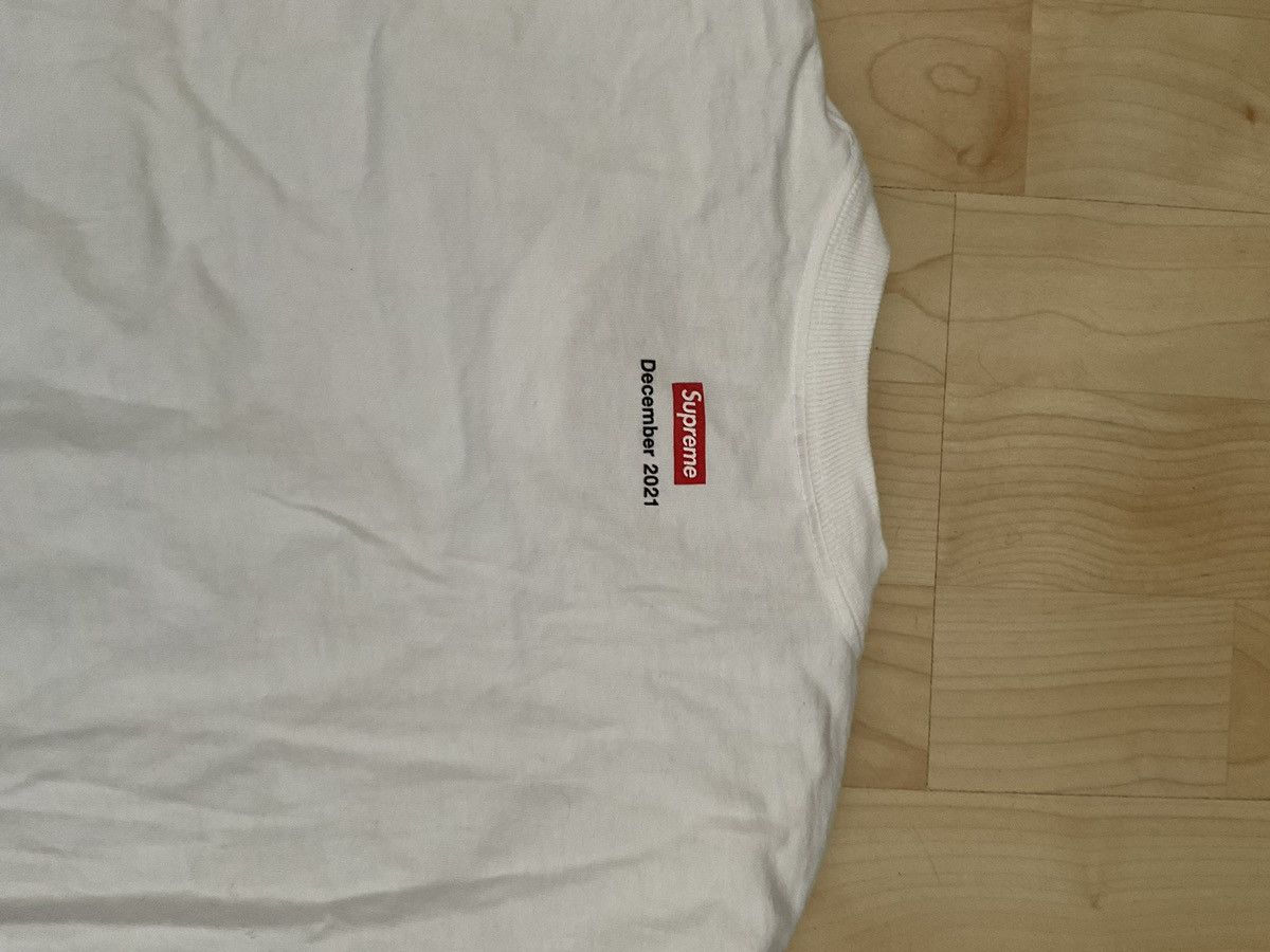 Supreme Supreme Merry Christmas Money Tee Size US M / EU 48-50 / 2 - 4 Thumbnail