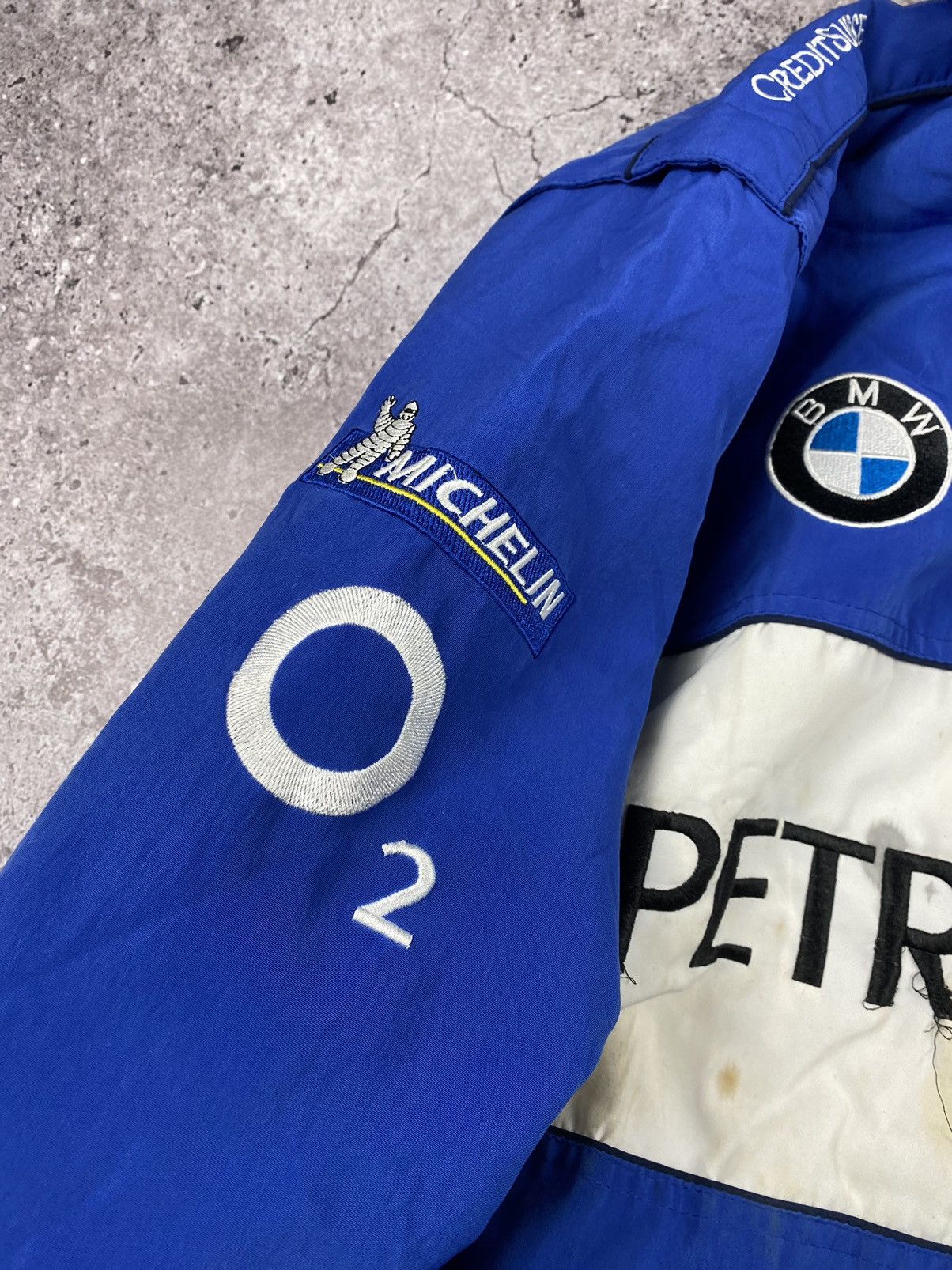 BMW Vintage BMW Petronas Racing Jacket F1 Big Logo DistressedFad Size US L / EU 52-54 / 3 - 6 Thumbnail