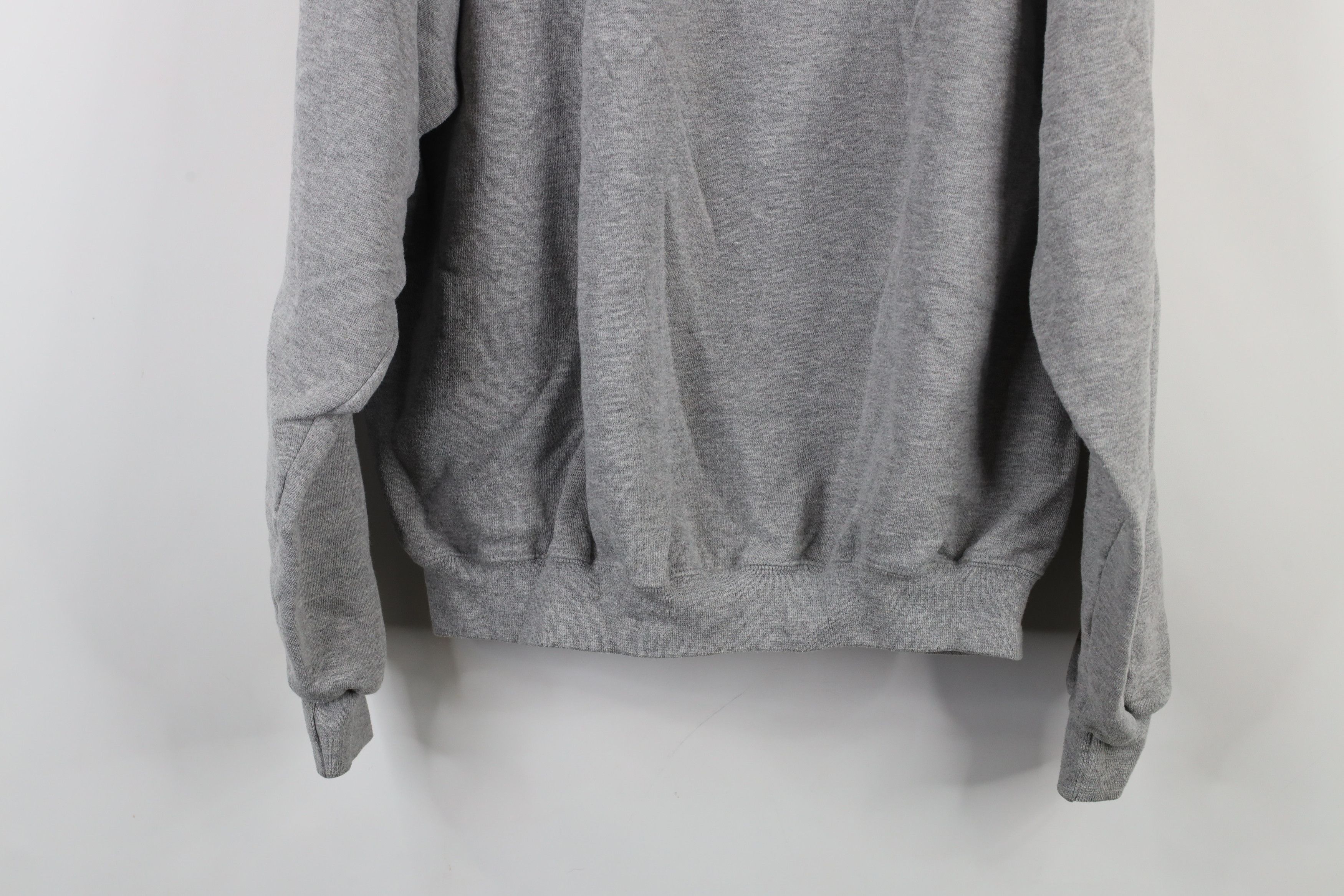 Vintage Vintage 90s Basketball An American Crewneck Sweatshirt Size US XL / EU 56 / 4 - 9 Thumbnail