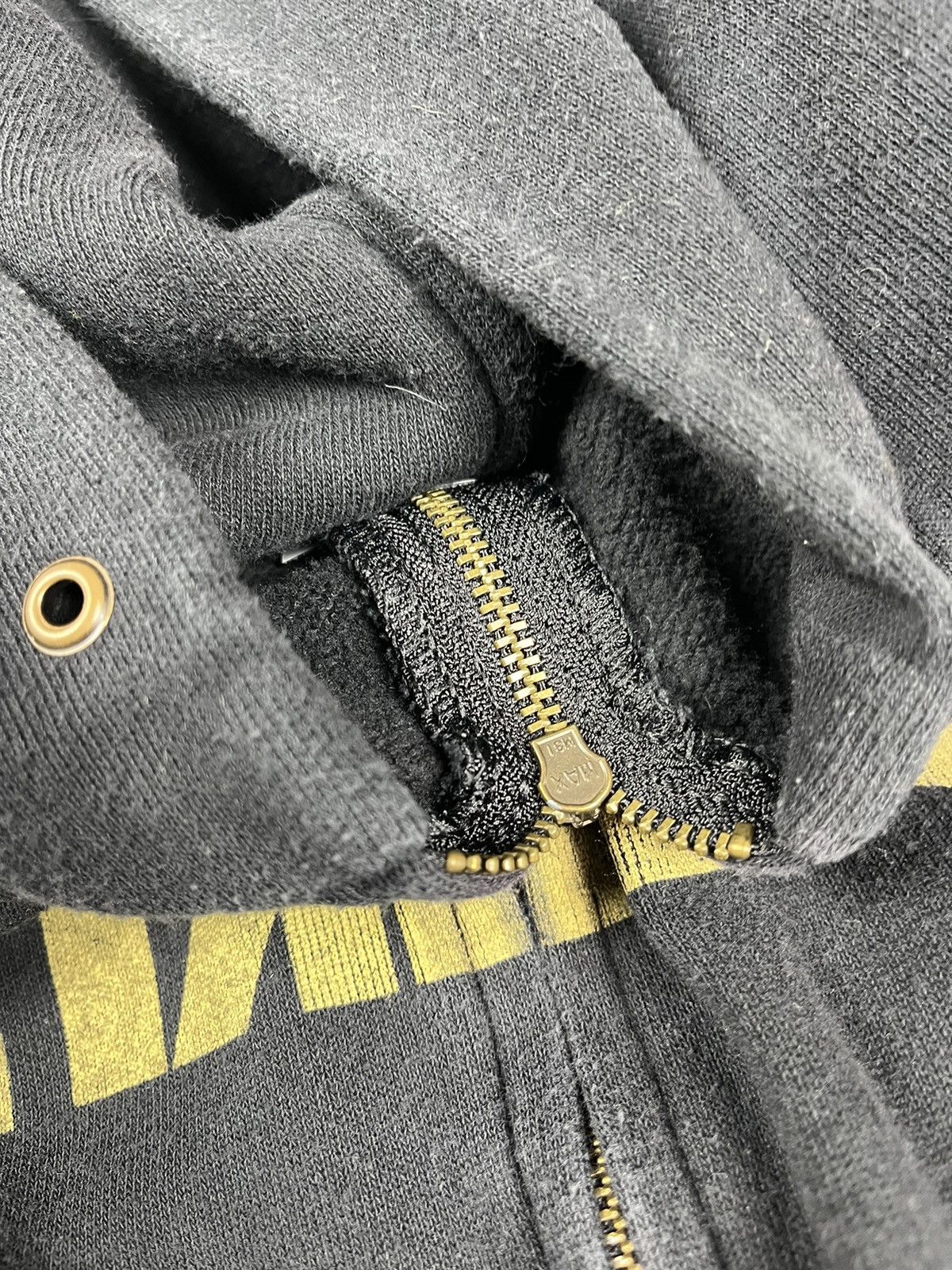 Fruit Of The Loom × Metallica × Vintage RARE METALICA 2010 VINTAGE STREETWEAR ZIP-UP HOODIE Size US M / EU 48-50 / 2 - 5 Thumbnail