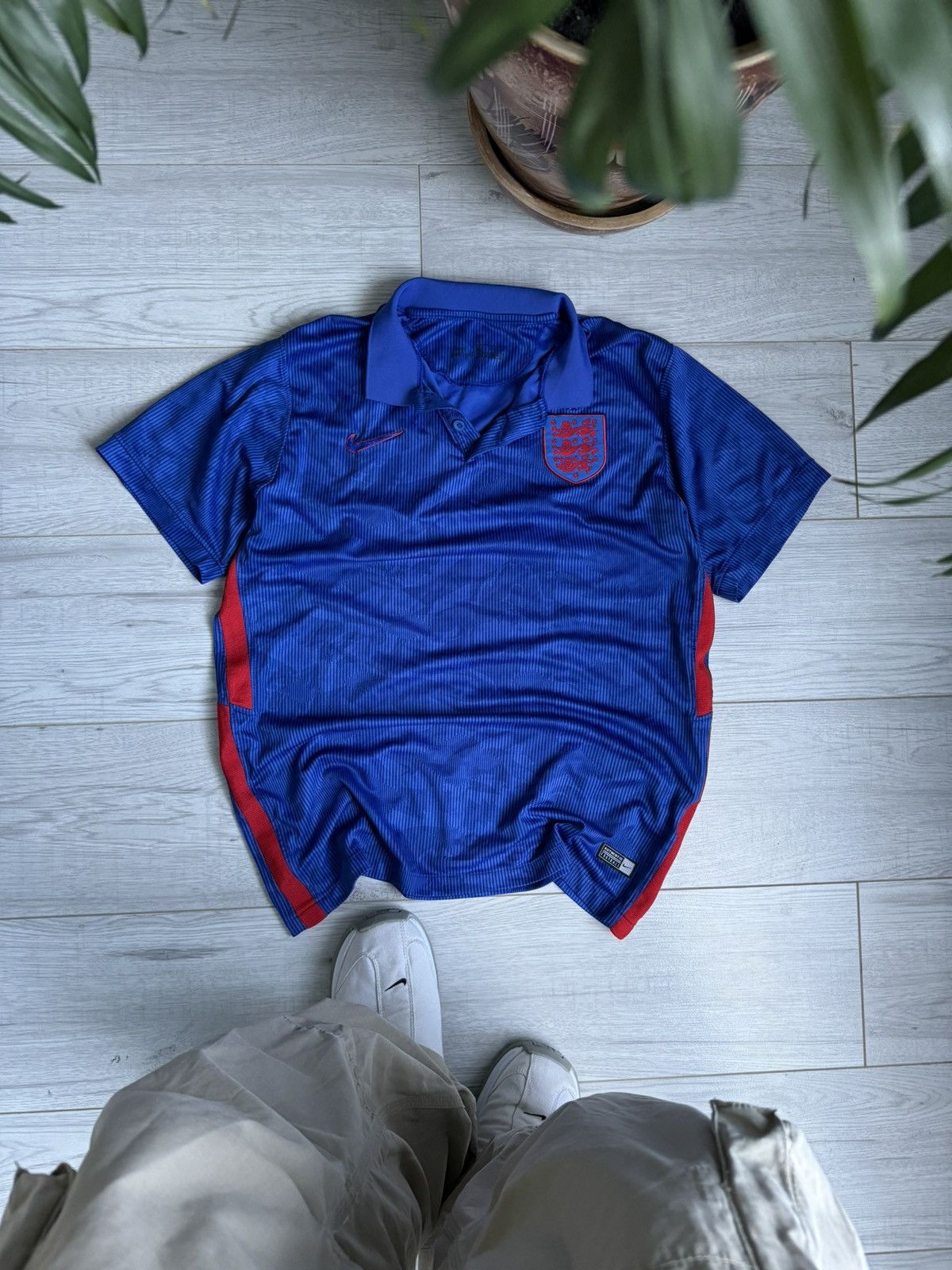 Nike Nike England Soccer Jersey Shirt 2020 Away kit Size US XL / EU 56 / 4 - 1 Thumbnail