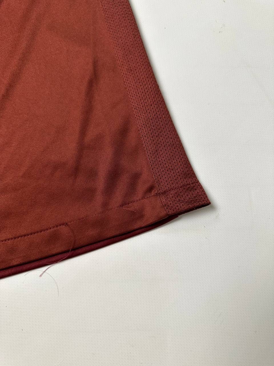 Nike Arsenal 2011-12 Burgundy Nike Training T Shirt Size US S / EU 44-46 / 1 - 8 Thumbnail